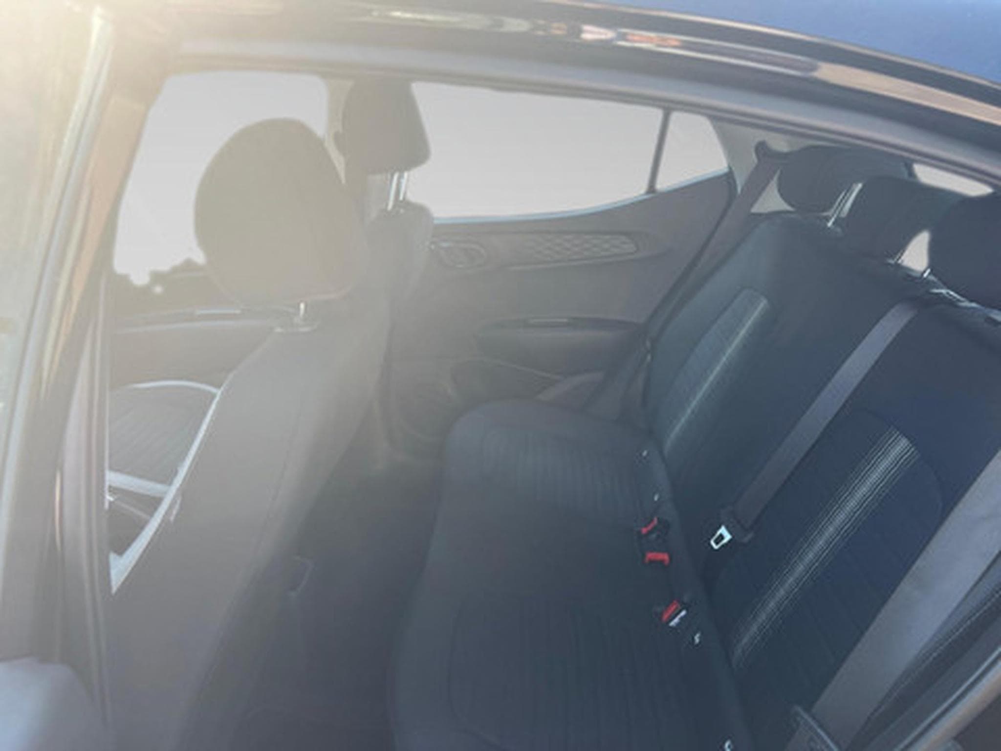 Hyundai i10 1.0 Twist Twist TechnoPack (2023) - Photo 7