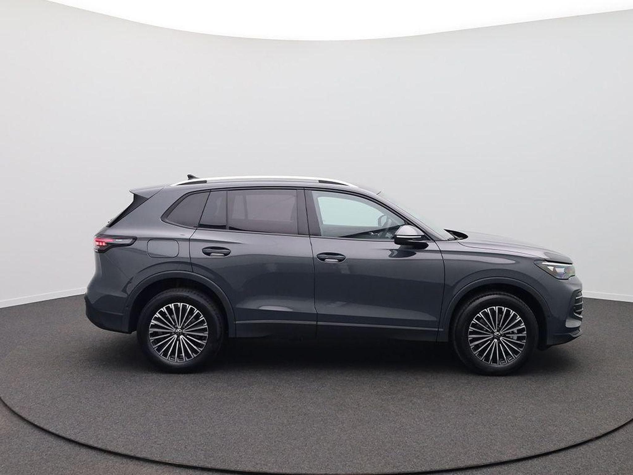VW Tiguan Life 1,5 l (2026) - Photo 6