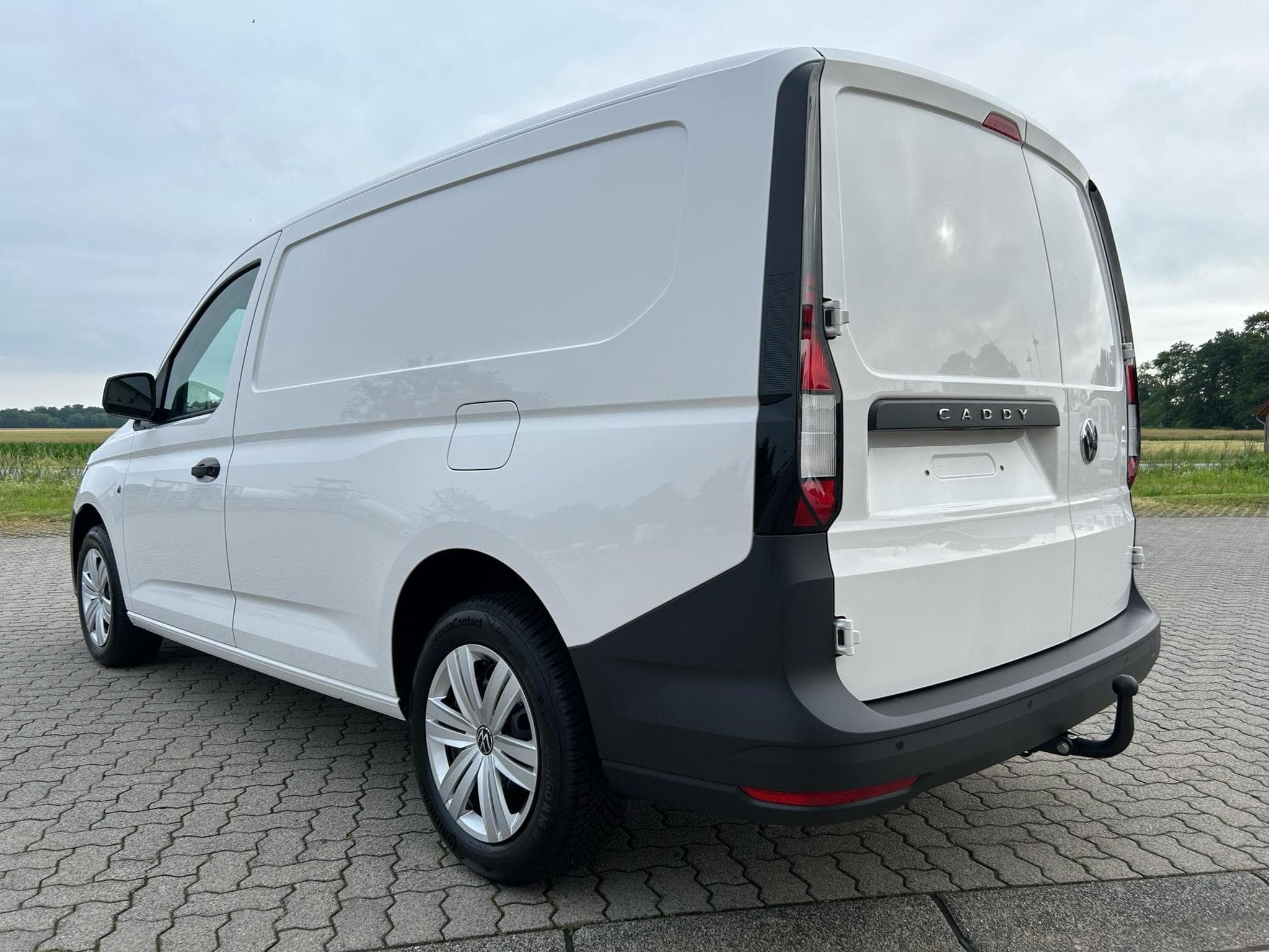 VW Caddy Cargo Maxi (2026) - Photo 16