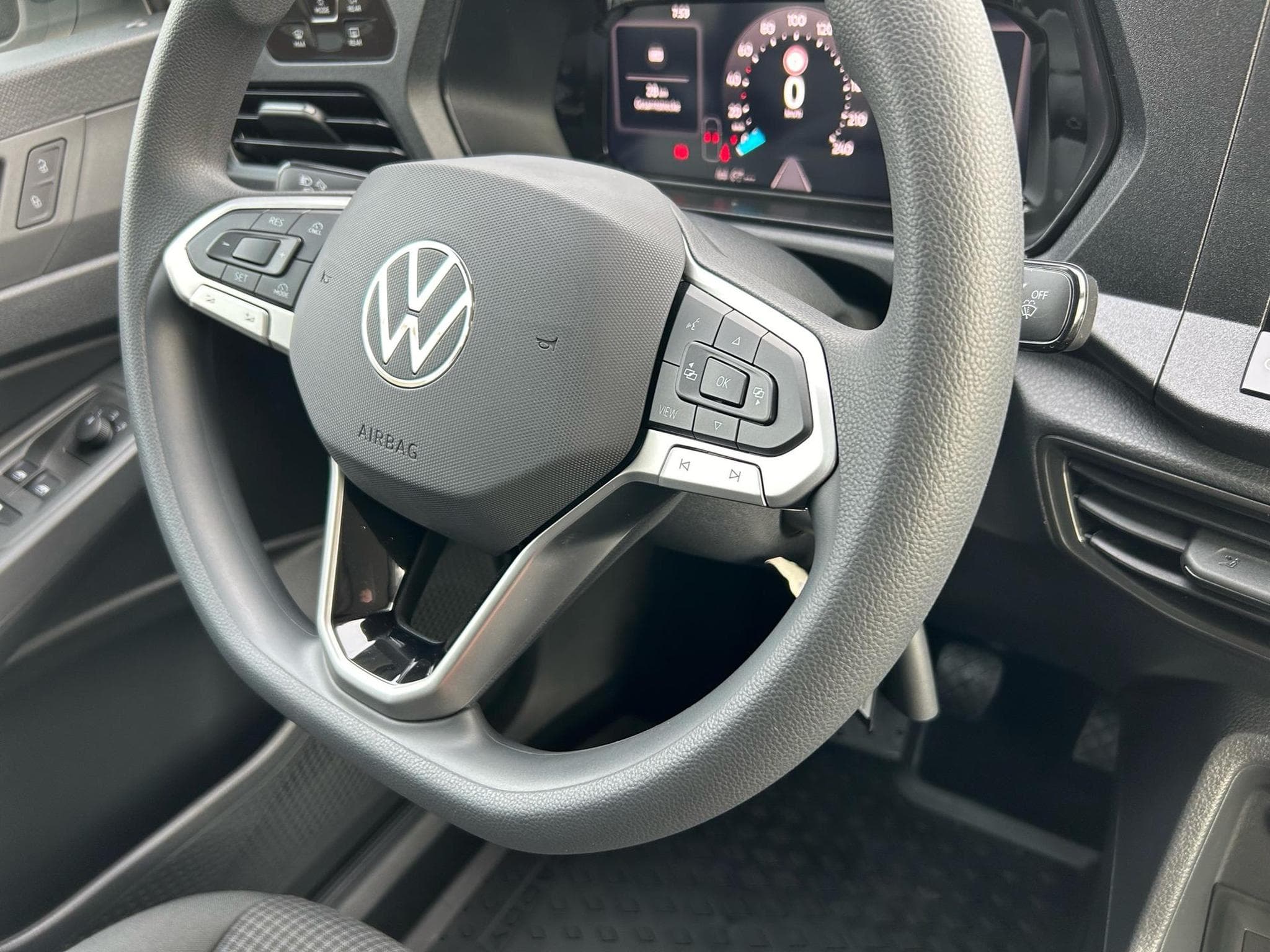 VW Caddy Cargo Maxi (2026) - Photo 7