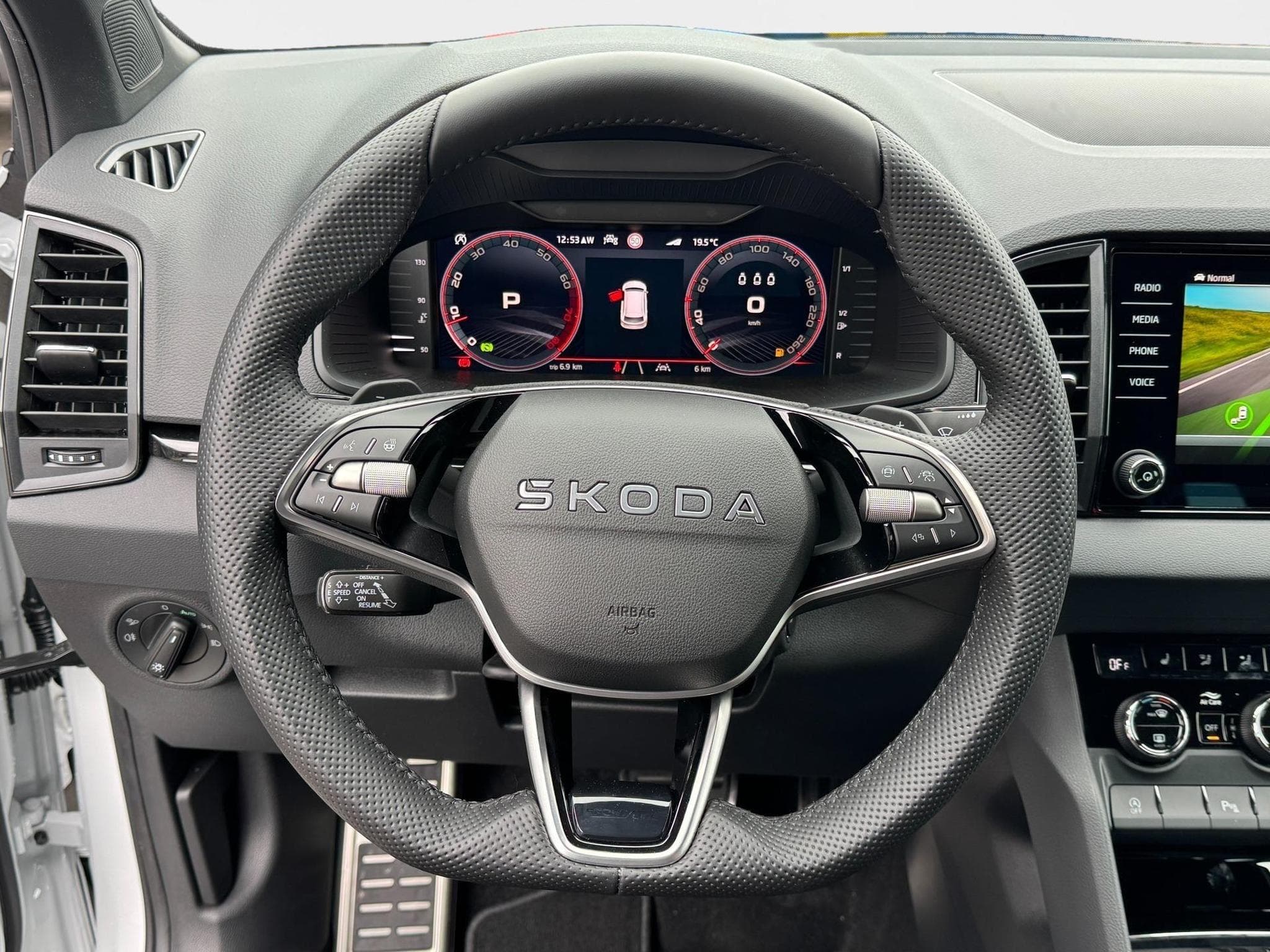 Skoda Karoq Sportline (2026) - Photo 11
