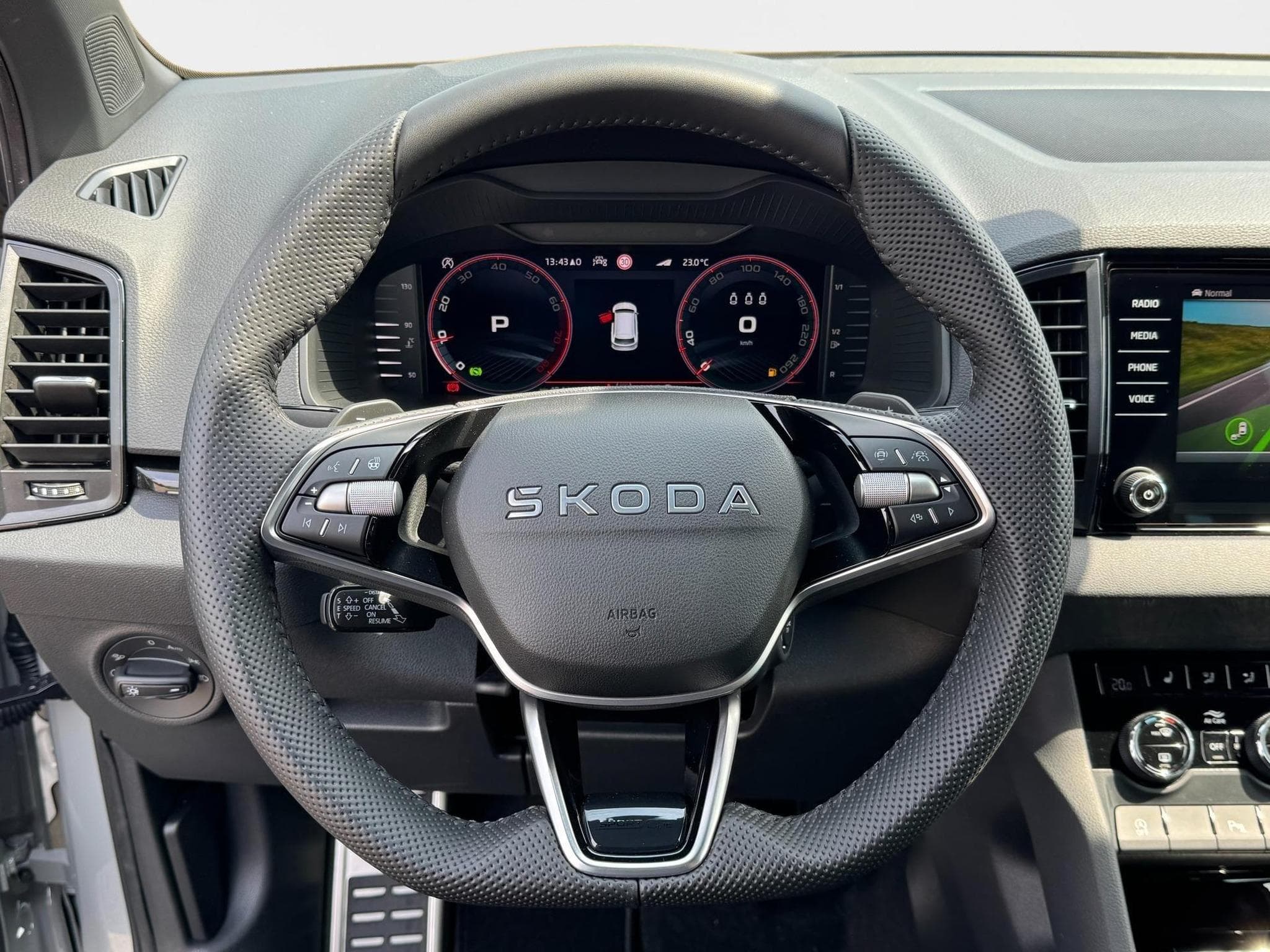 Skoda Karoq Sportline (2026) - Photo 12