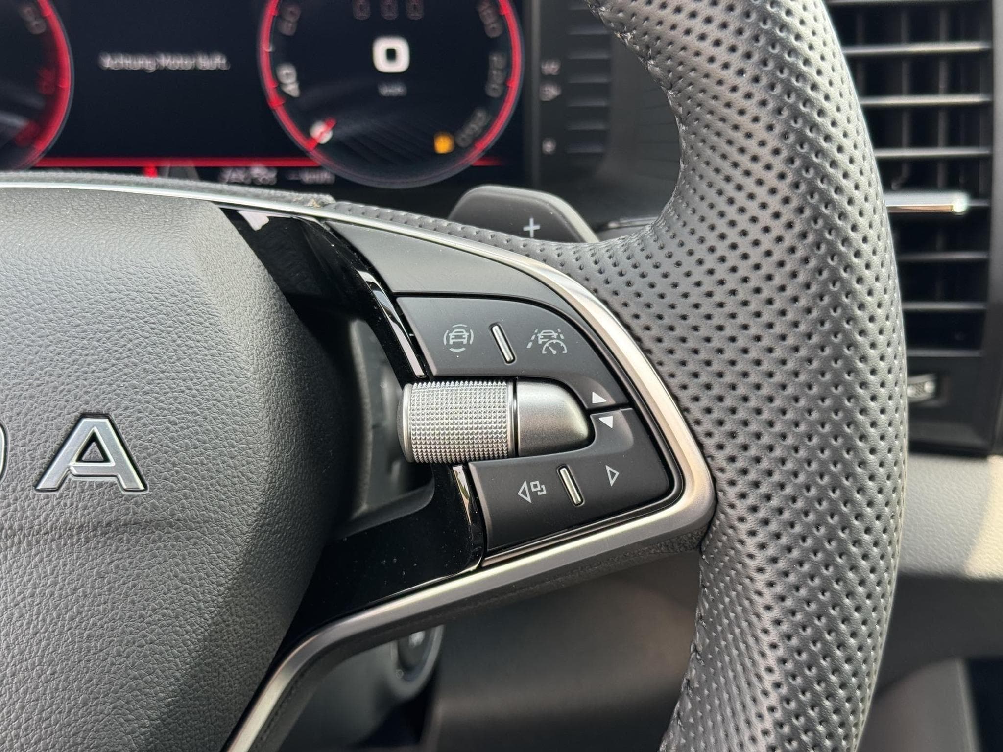 Skoda Karoq Sportline (2026) - Photo 14