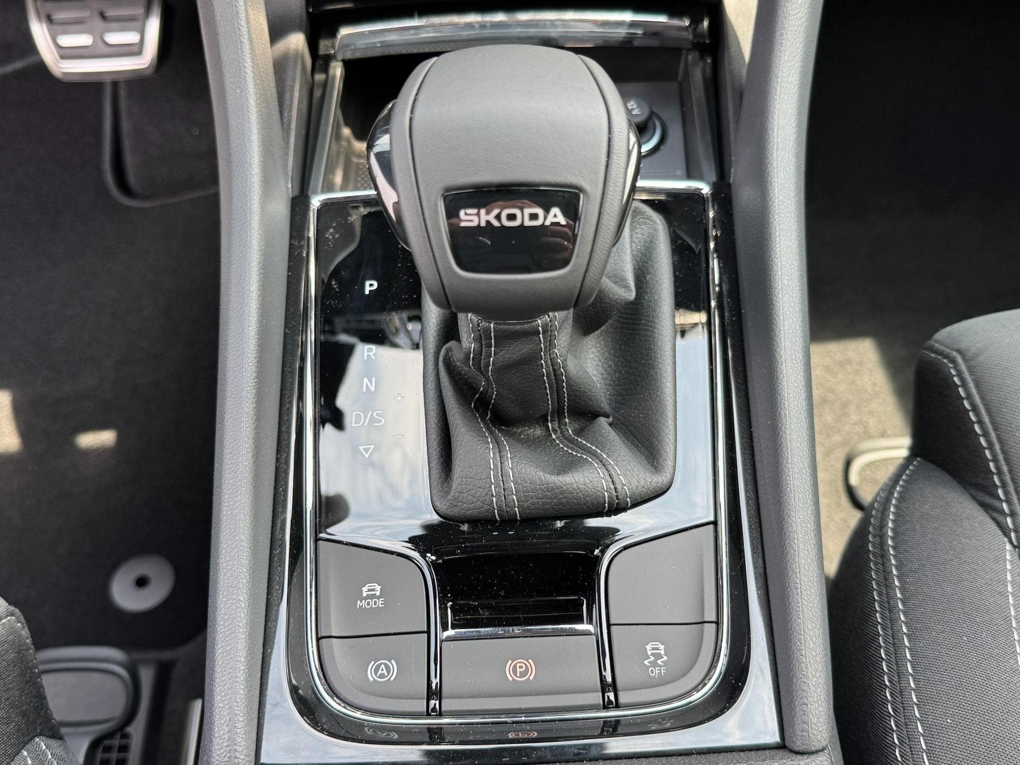 Skoda Karoq Sportline (2026) - Photo 16