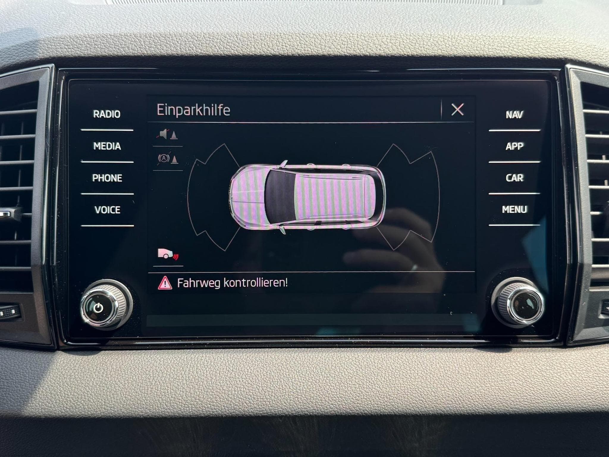 Skoda Karoq Sportline (2026) - Photo 21