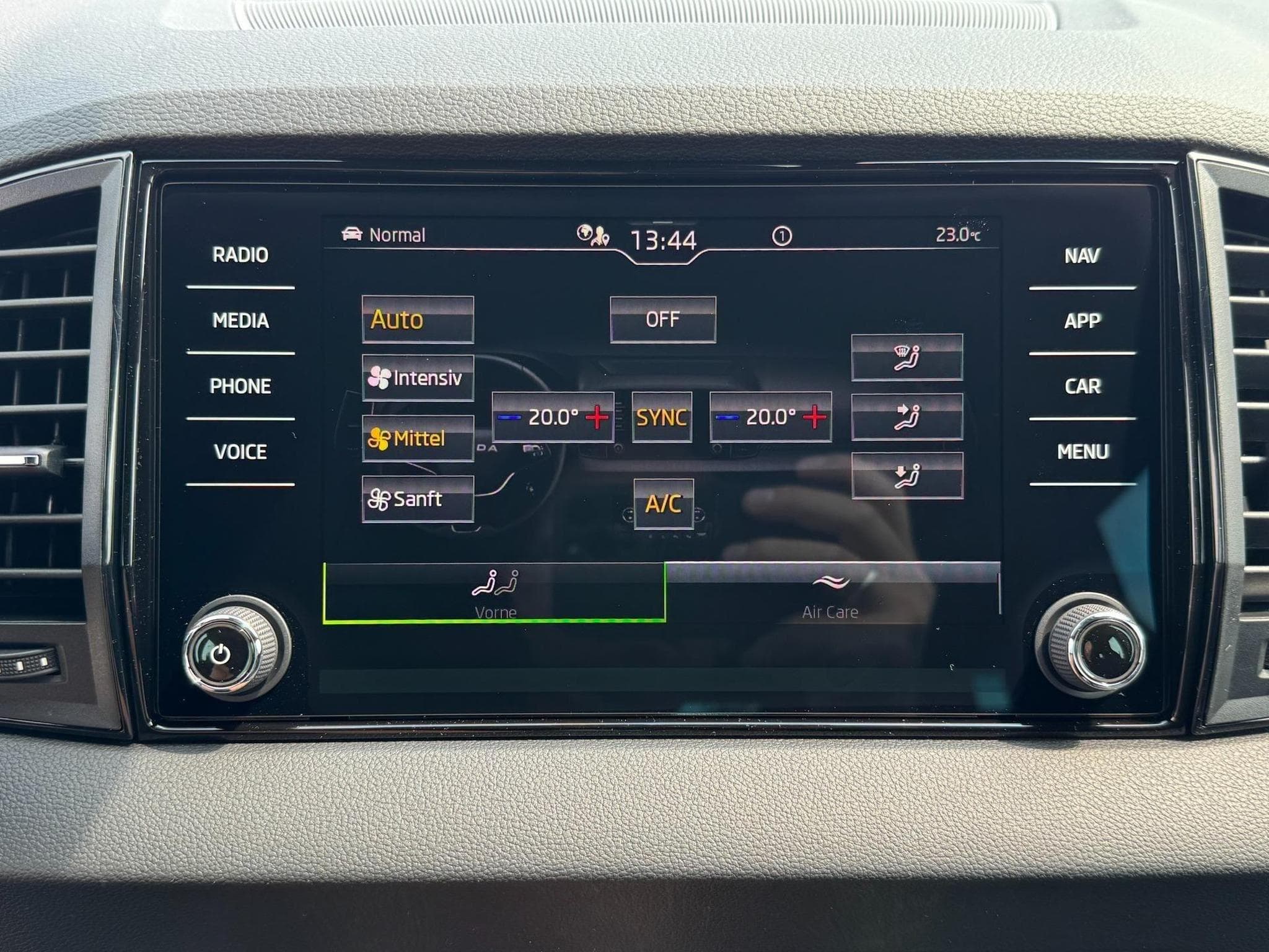 Skoda Karoq Sportline (2026) - Photo 23