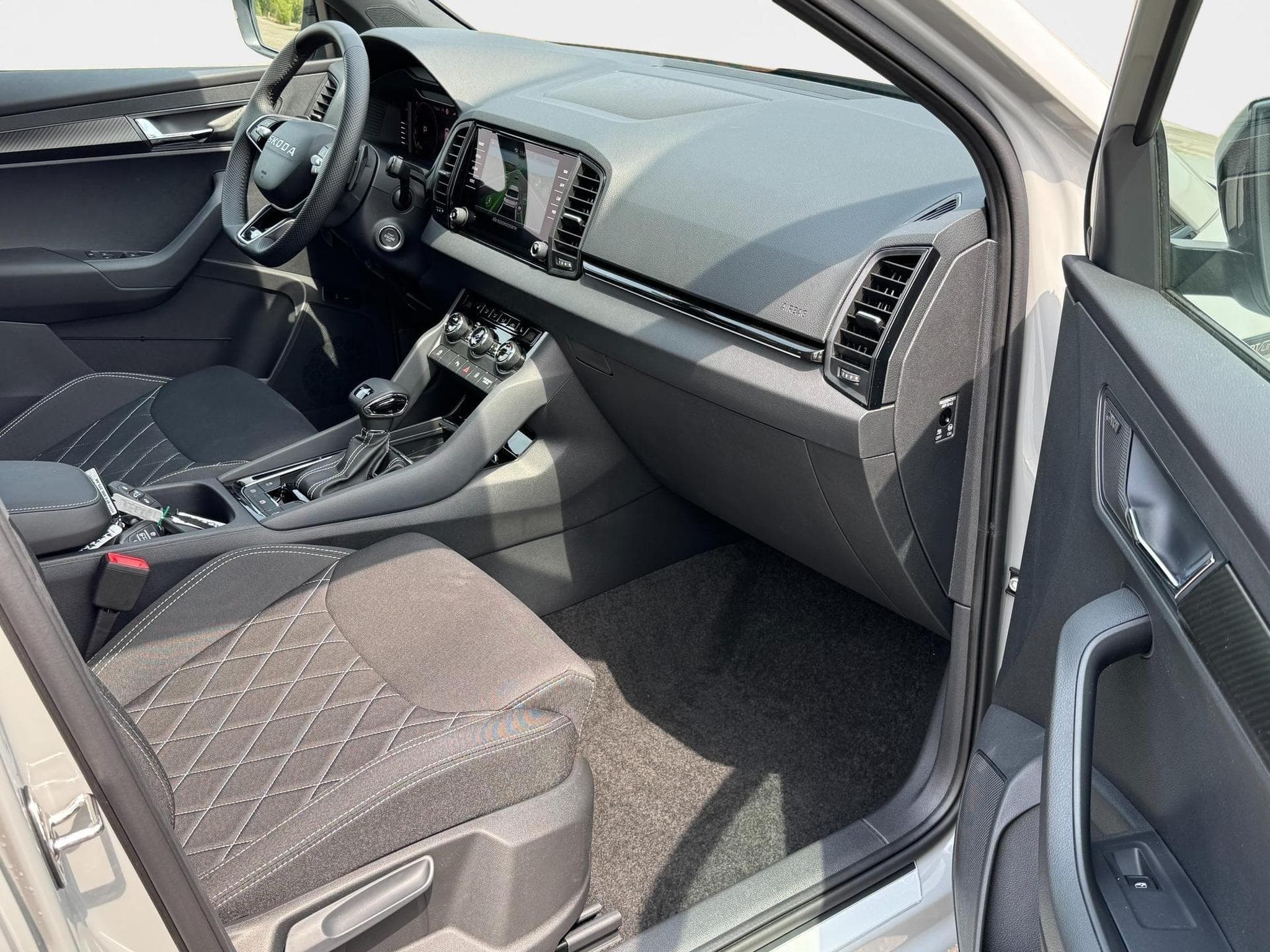 Skoda Karoq Sportline (2026) - Photo 9