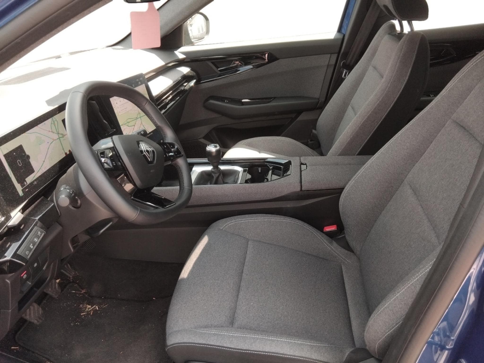 Renault Austral 1.2 TCe MHEV Equilibre 130 (2023) - Photo 5