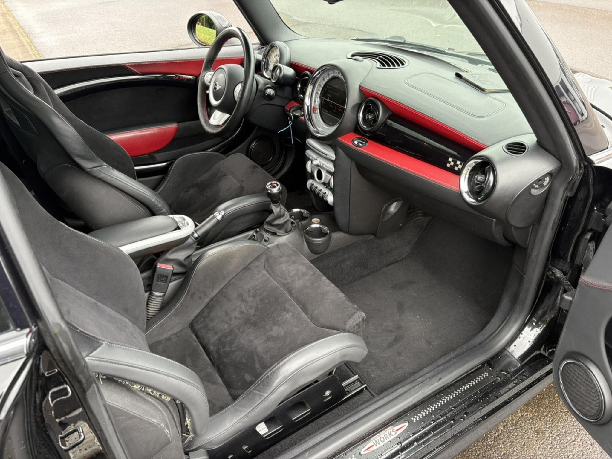 Mini Cooper John Cooper Works R56 - Toit ouvrant - Siège Recaro - Naviga (2008) - Photo 11