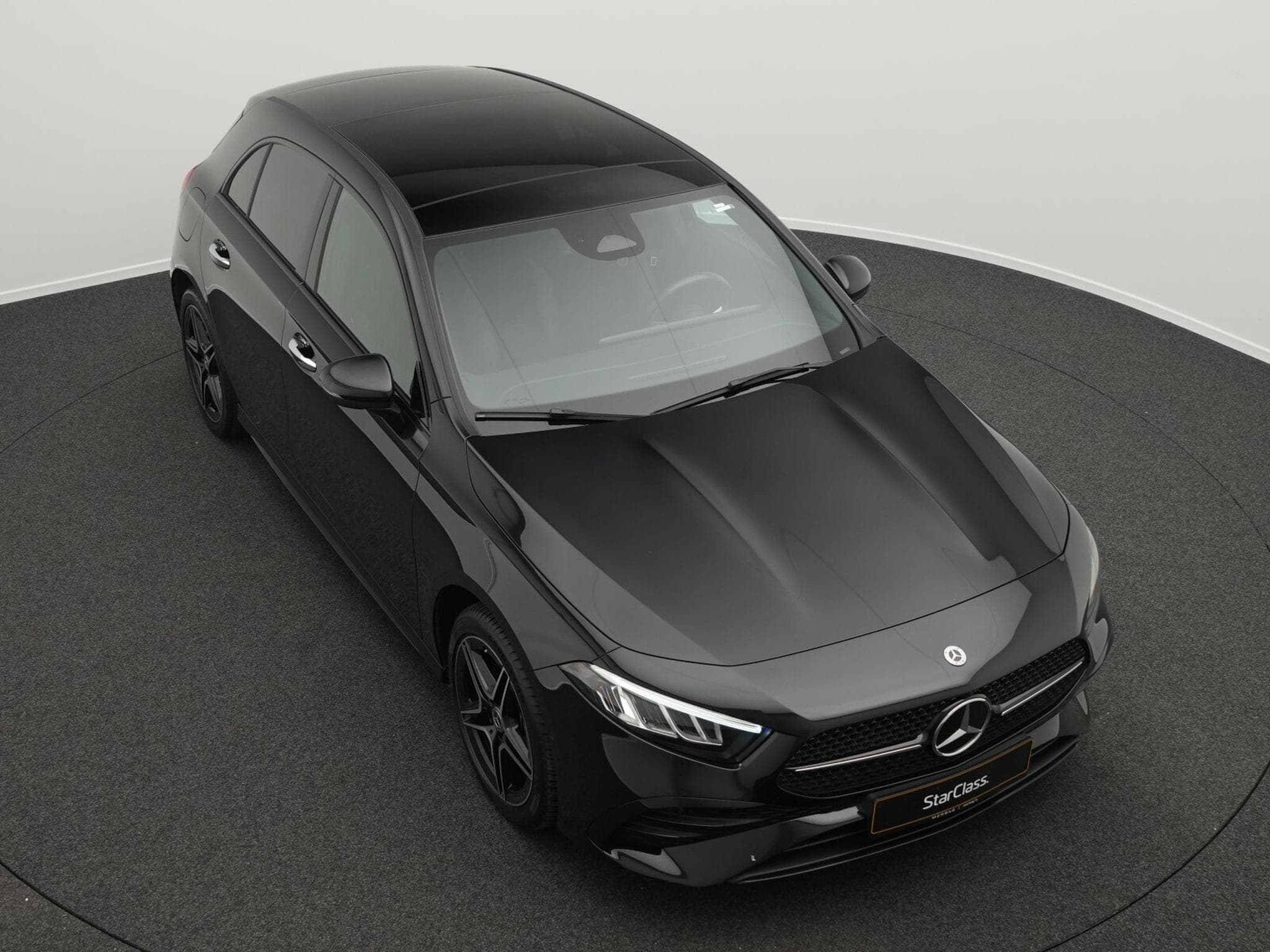 Mercedes A 250 e AMG-Line LED+Pano+Night+Keyless+Kamera (2023) - Photo 10