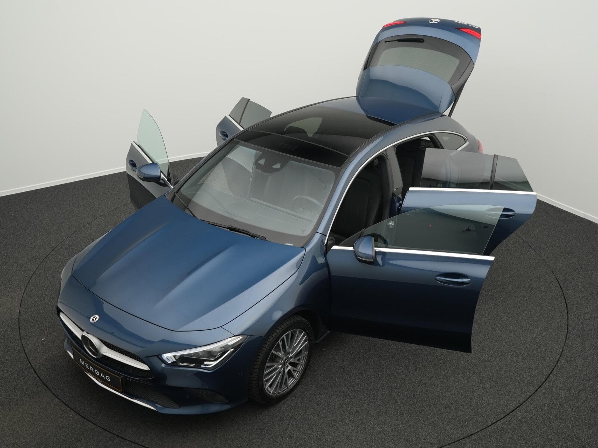 Mercedes CLA 250 Multi+Pano+360°+AHK (2023) - Photo 12