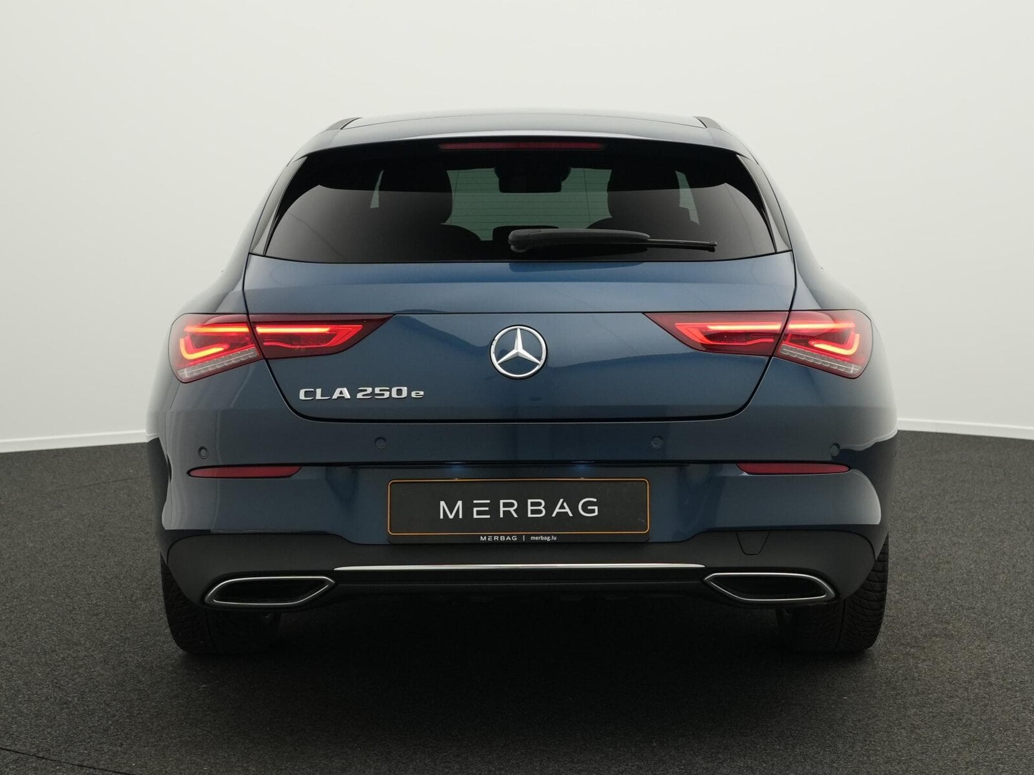 Mercedes CLA 250 Multi+Pano+360°+AHK (2023) - Photo 4
