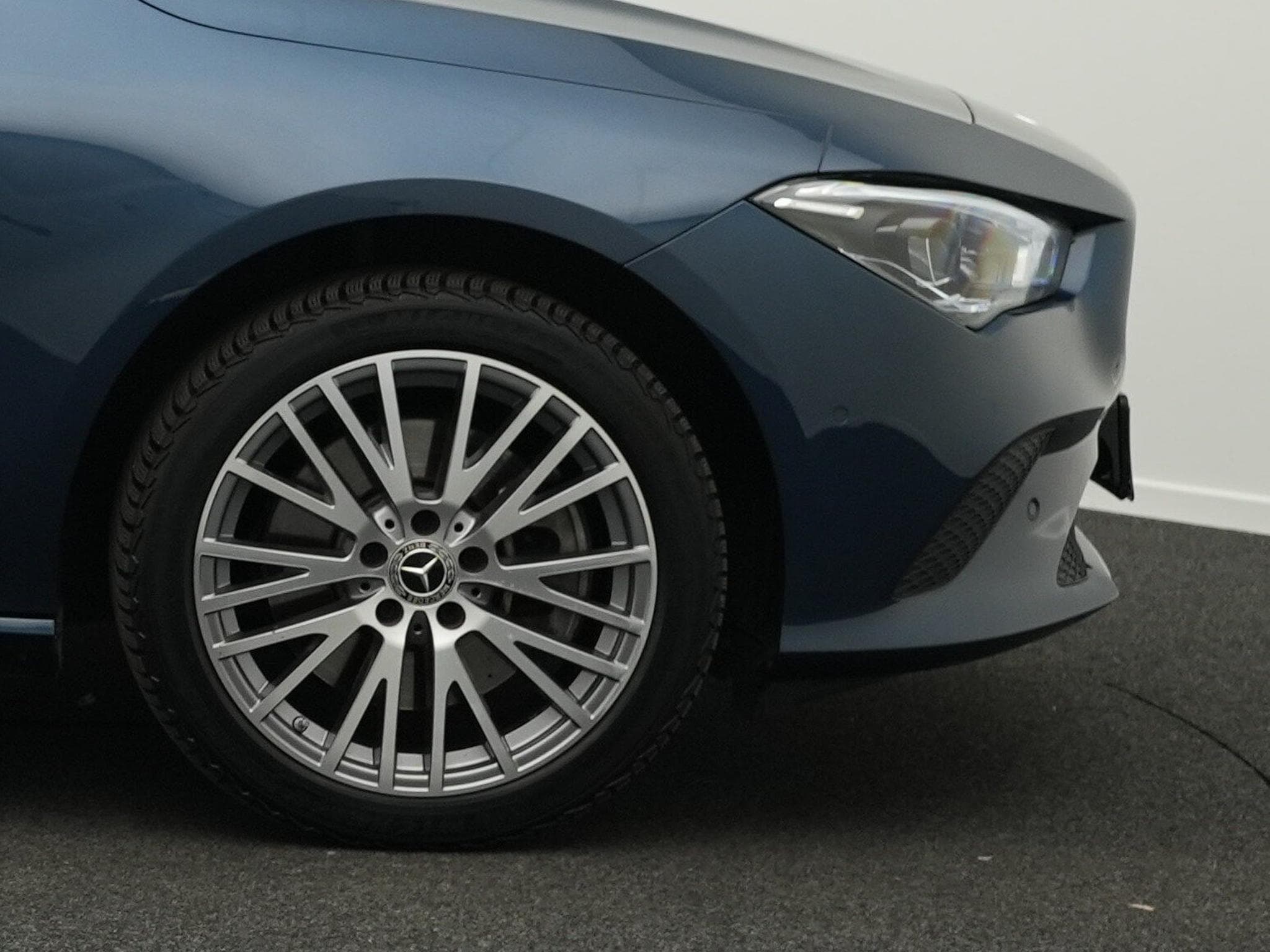 Mercedes CLA 250 Multi+Pano+360°+AHK (2023) - Photo 6