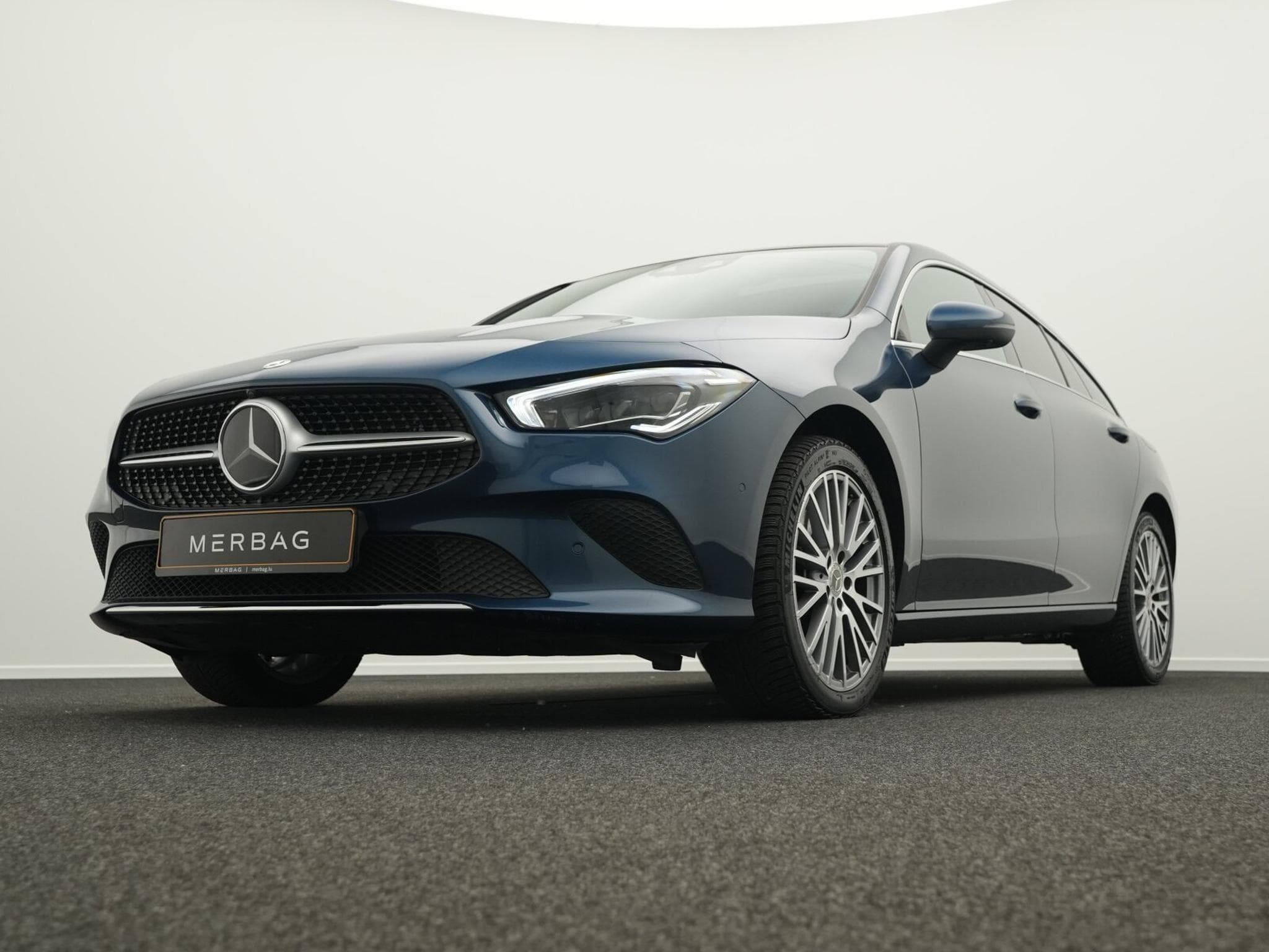 Mercedes CLA 250 Multi+Pano+360°+AHK (2023) - Photo 8