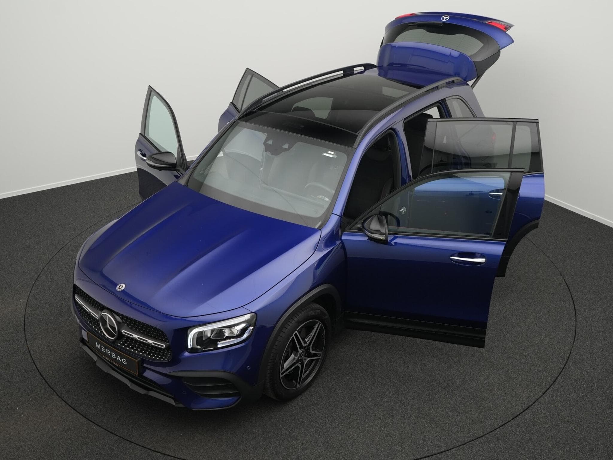 Mercedes GLB 250 4MATIC AMG-Line LED+360°+Pano+Night (2020) - Photo 12