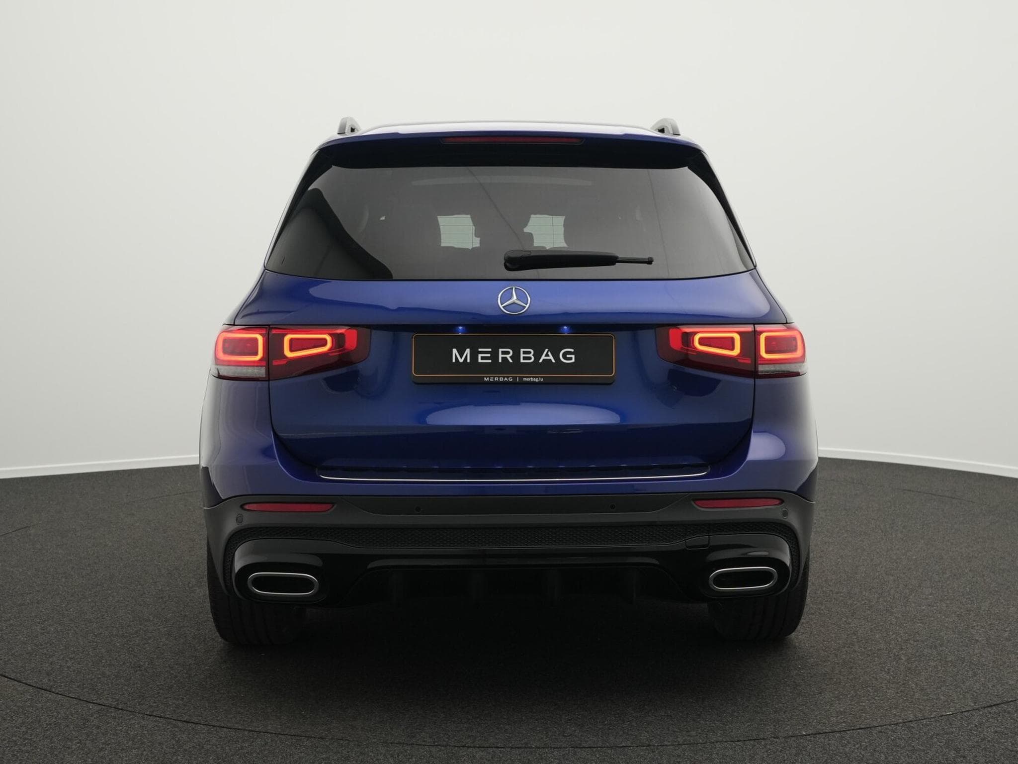 Mercedes GLB 250 4MATIC AMG-Line LED+360°+Pano+Night (2020) - Photo 4