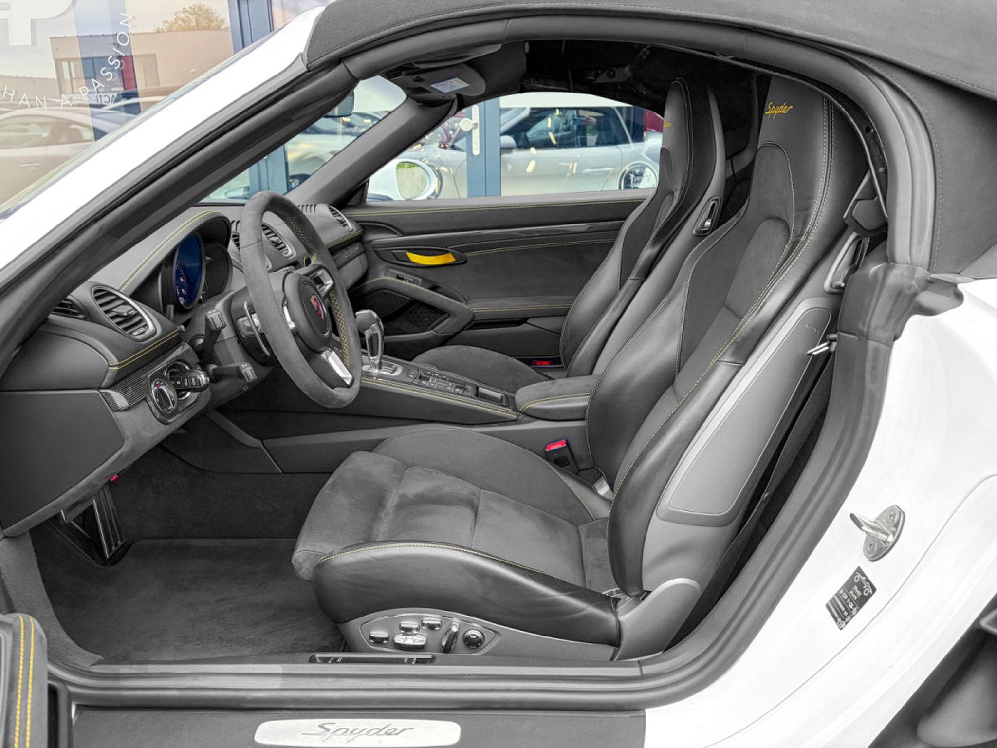 Porsche Boxster 718 Spyder 718 SPYDER/LED/KAMERA/20/CABRIOLET (2022) - Photo 5