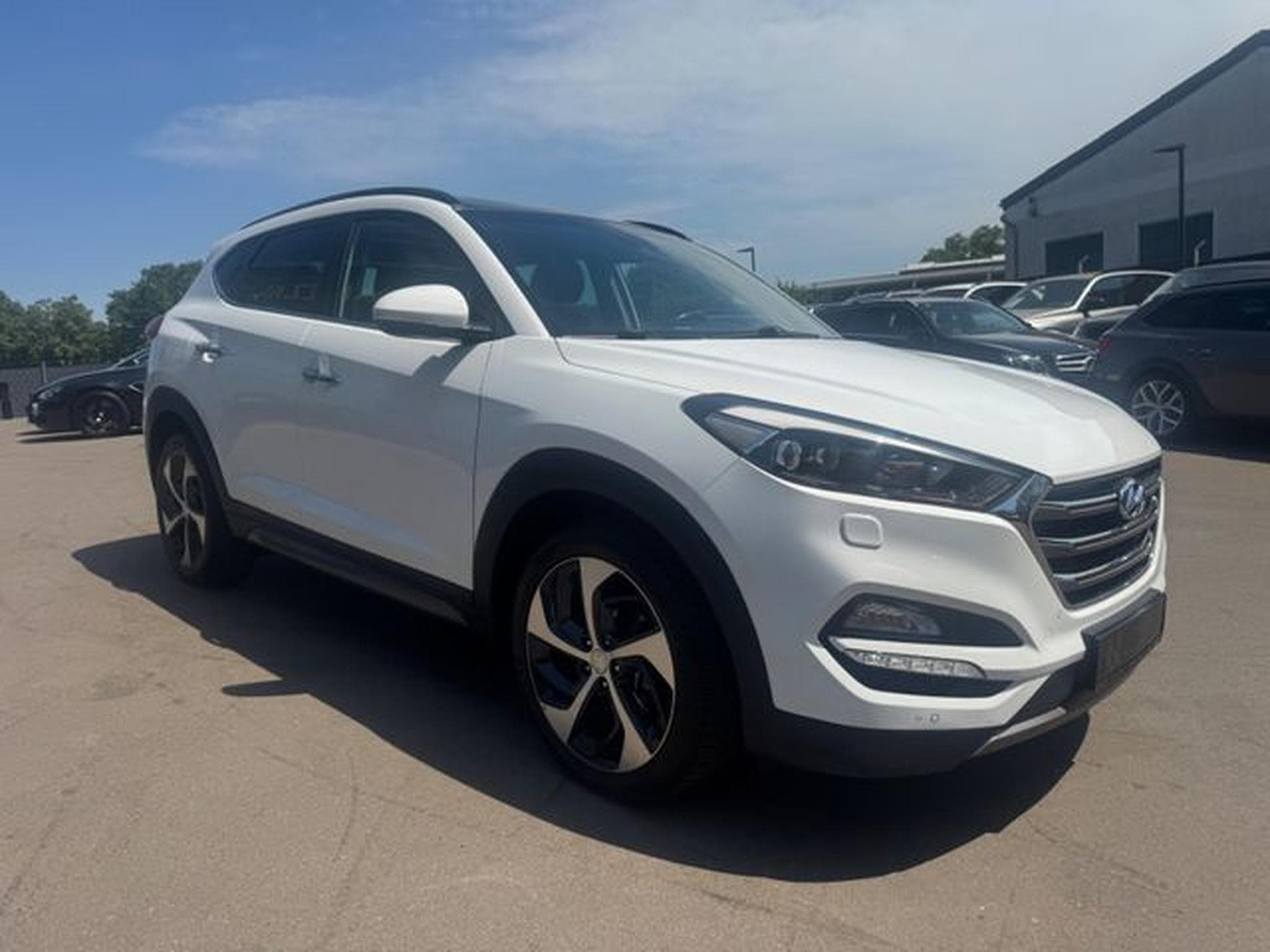 Hyundai TUCSON TUCSON PREMIUM 4WD *1.HD*AUT*LEDER*XENON* (2015) - Photo 4