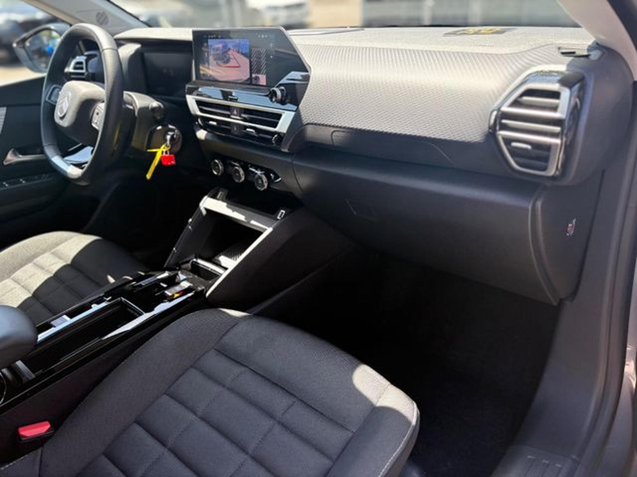 Citroën C4 X C4 X E PLUS*115 KW RANGE EXTENDER*1.HD*TOP*AUT* (2025) - Photo 15