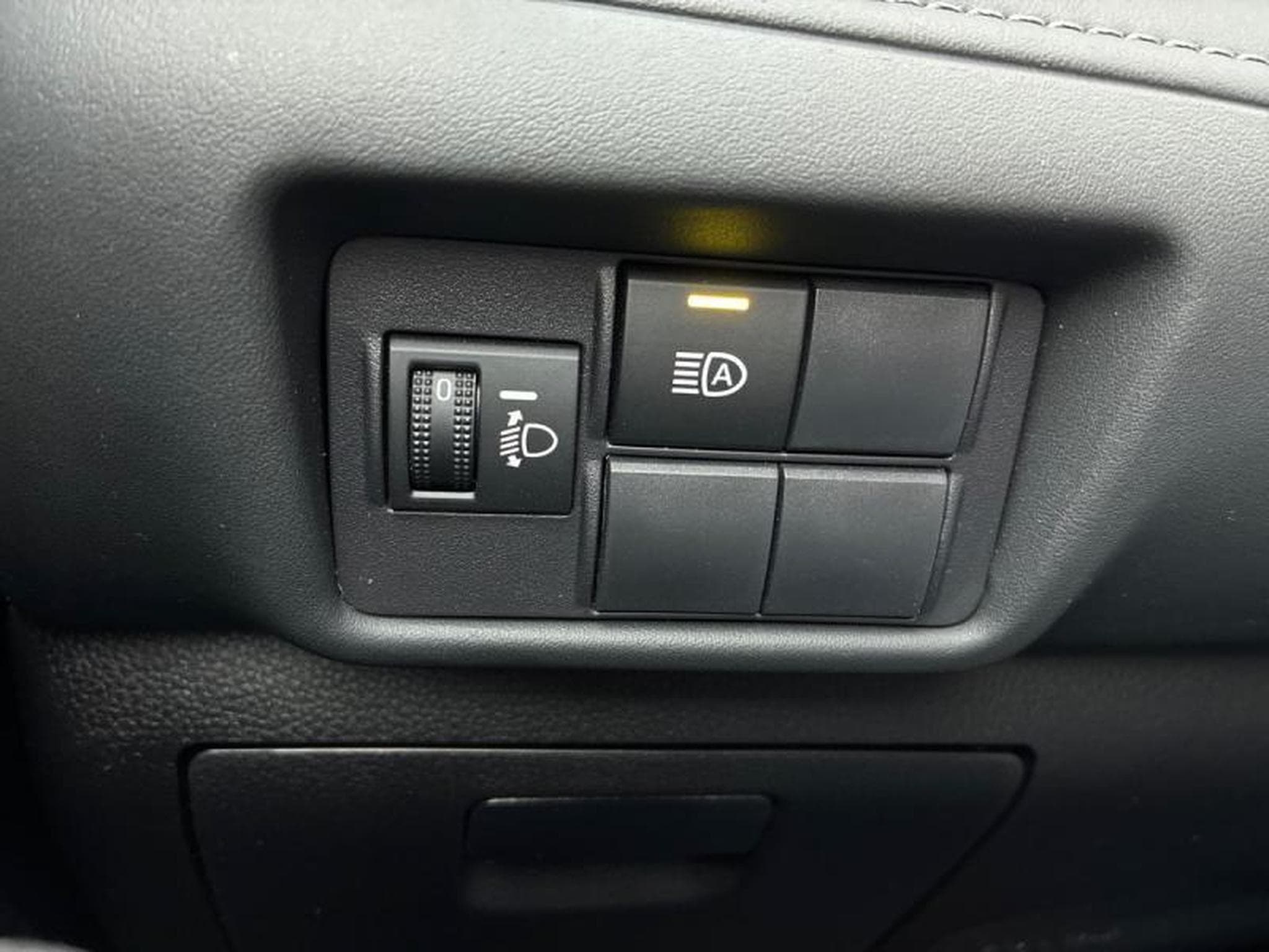 Toyota Highlander . (2023) - Photo 24