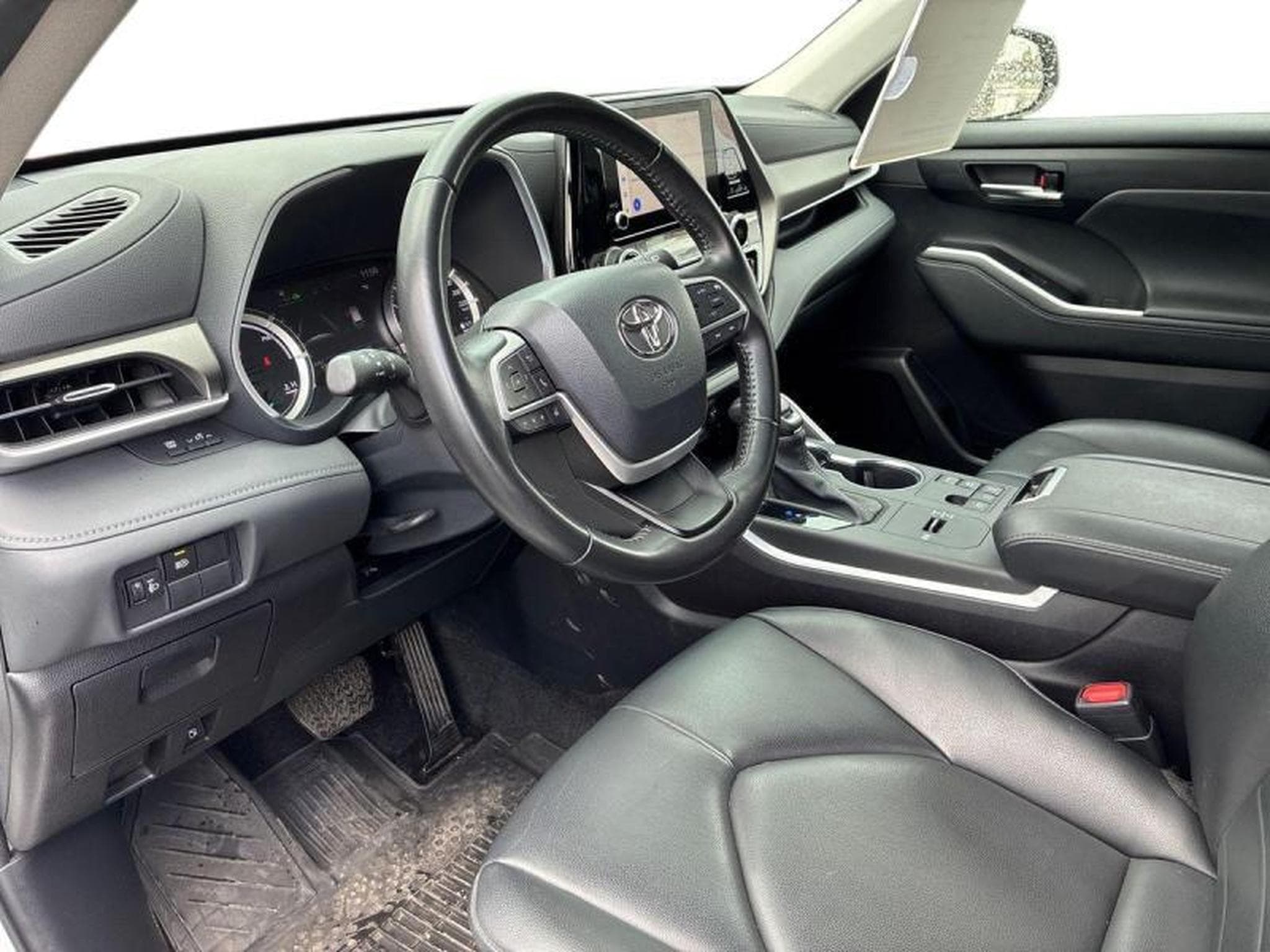 Toyota Highlander . (2023) - Photo 7