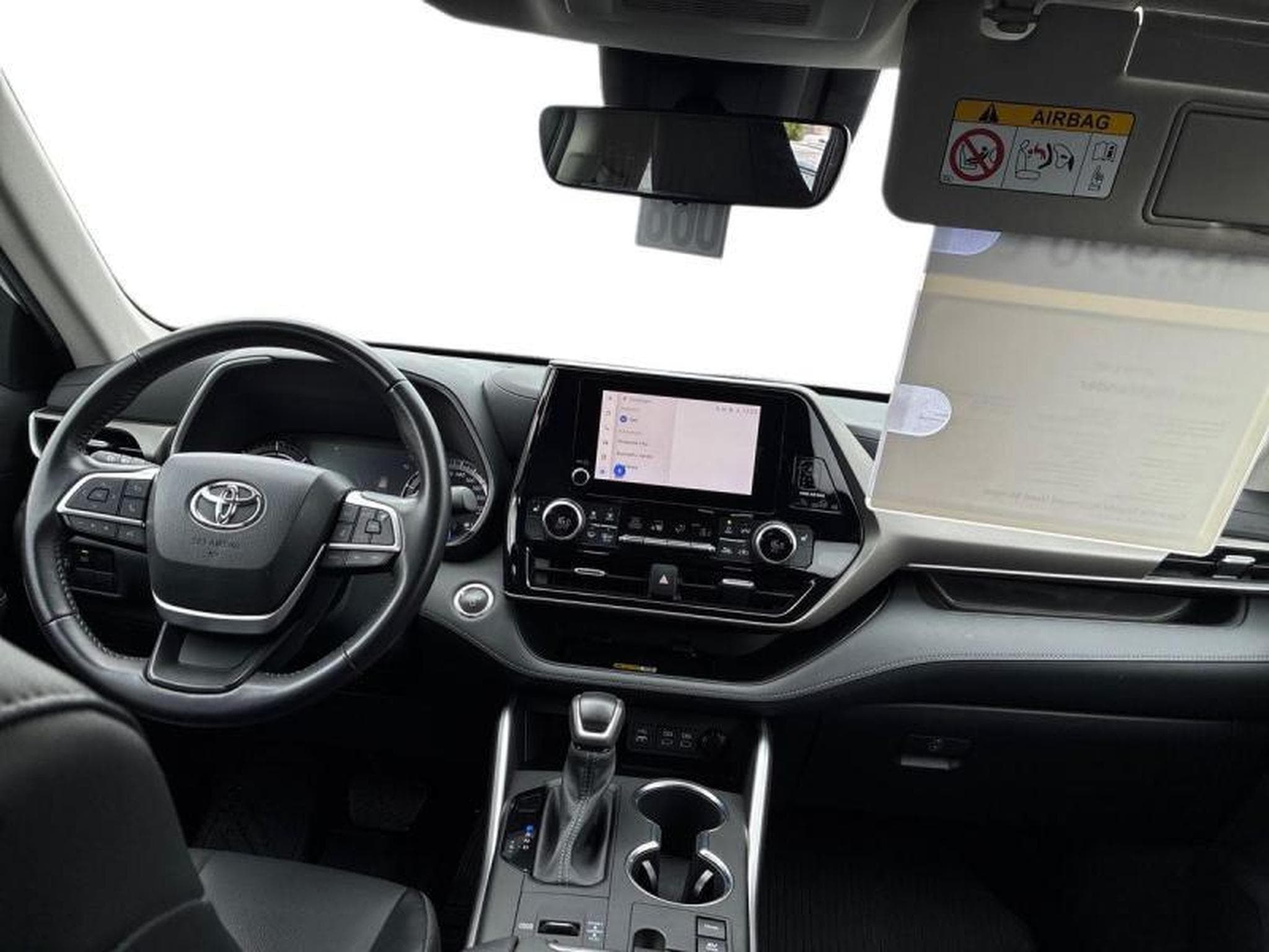 Toyota Highlander . (2023) - Photo 8