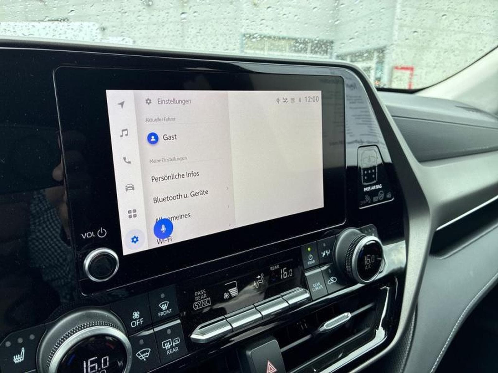 Toyota Highlander . (2023) - Photo 9