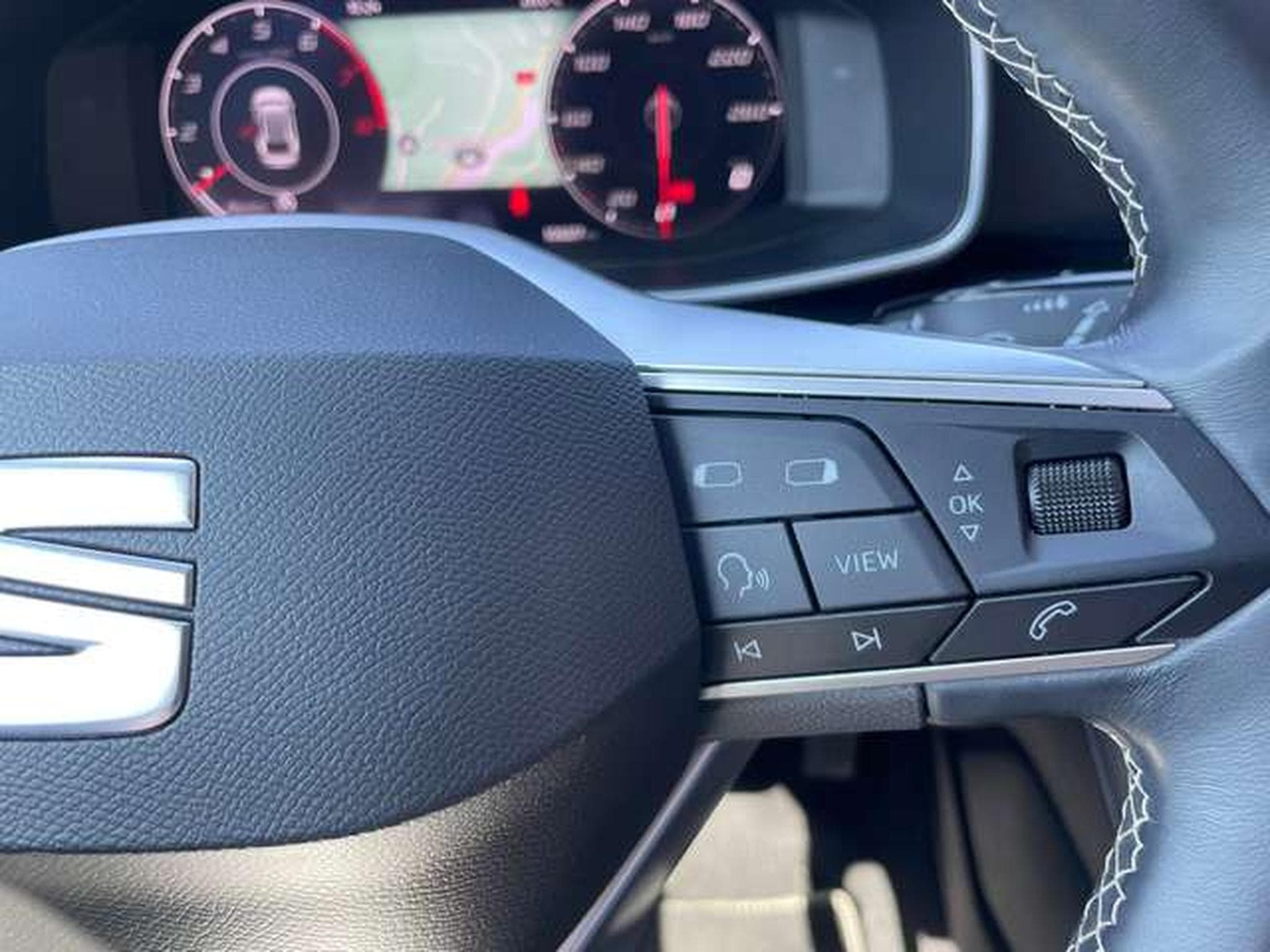 SEAT Leon Sportstourer 1.0 Style GARANTIE JUSQU'A 36 MOIS (2022) - Photo 15