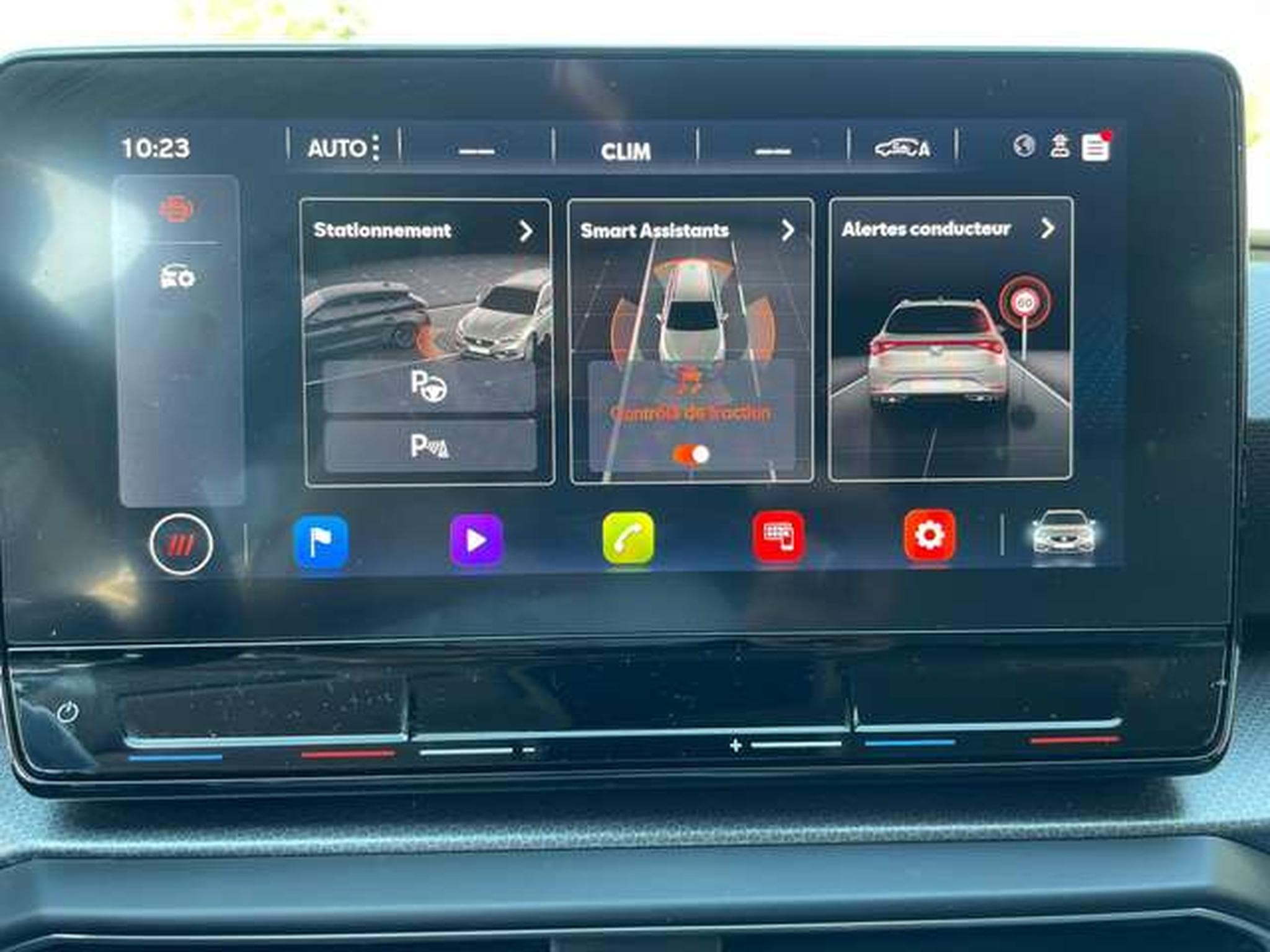 SEAT Leon Sportstourer 1.0 Style GARANTIE JUSQU'A 36 MOIS (2022) - Photo 22