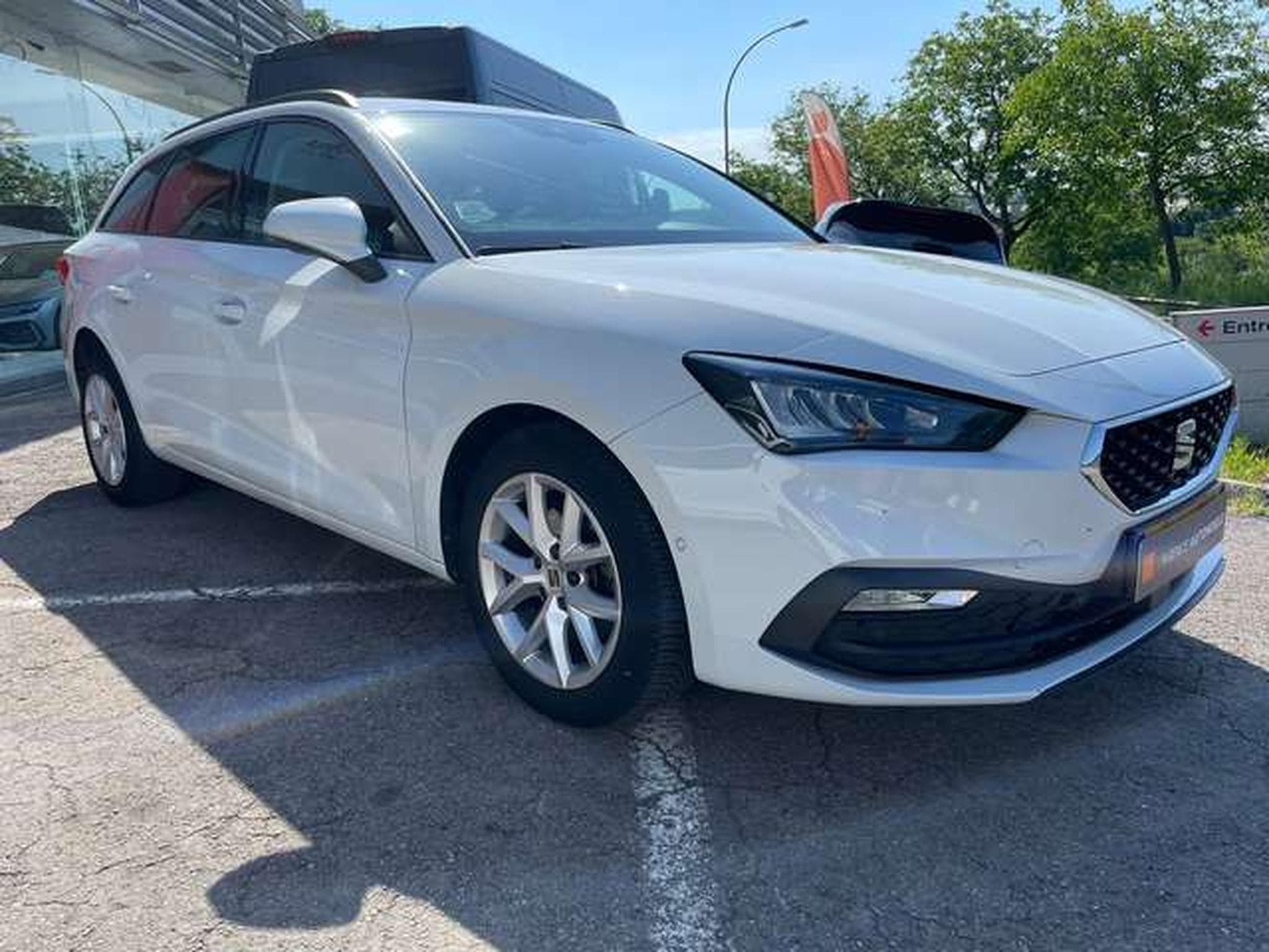 SEAT Leon Sportstourer 1.0 Style GARANTIE JUSQU'A 36 MOIS (2022) - Photo 4