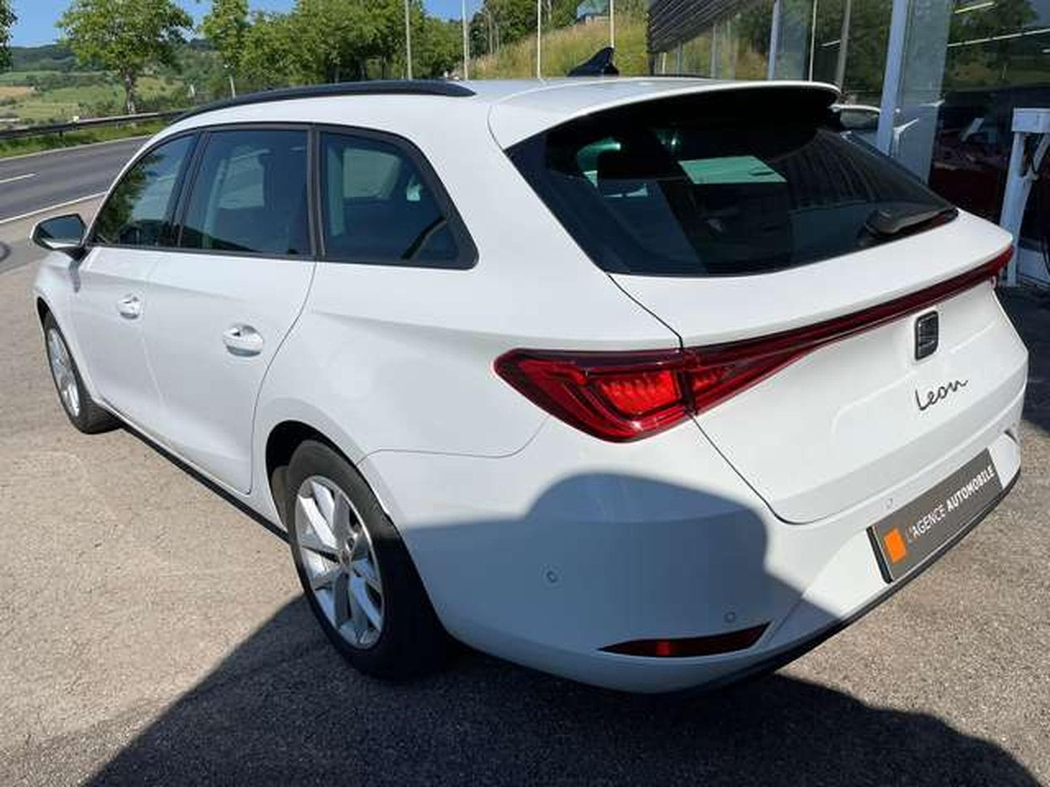 SEAT Leon Sportstourer 1.0 Style GARANTIE JUSQU'A 36 MOIS (2022) - Photo 7