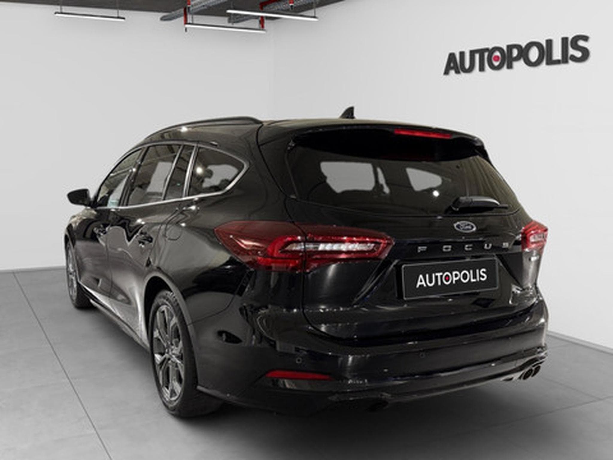 Ford Focus Clipper 1.0i EcoBoost MHEV 92kW ST-Line X (2023) - Photo 17