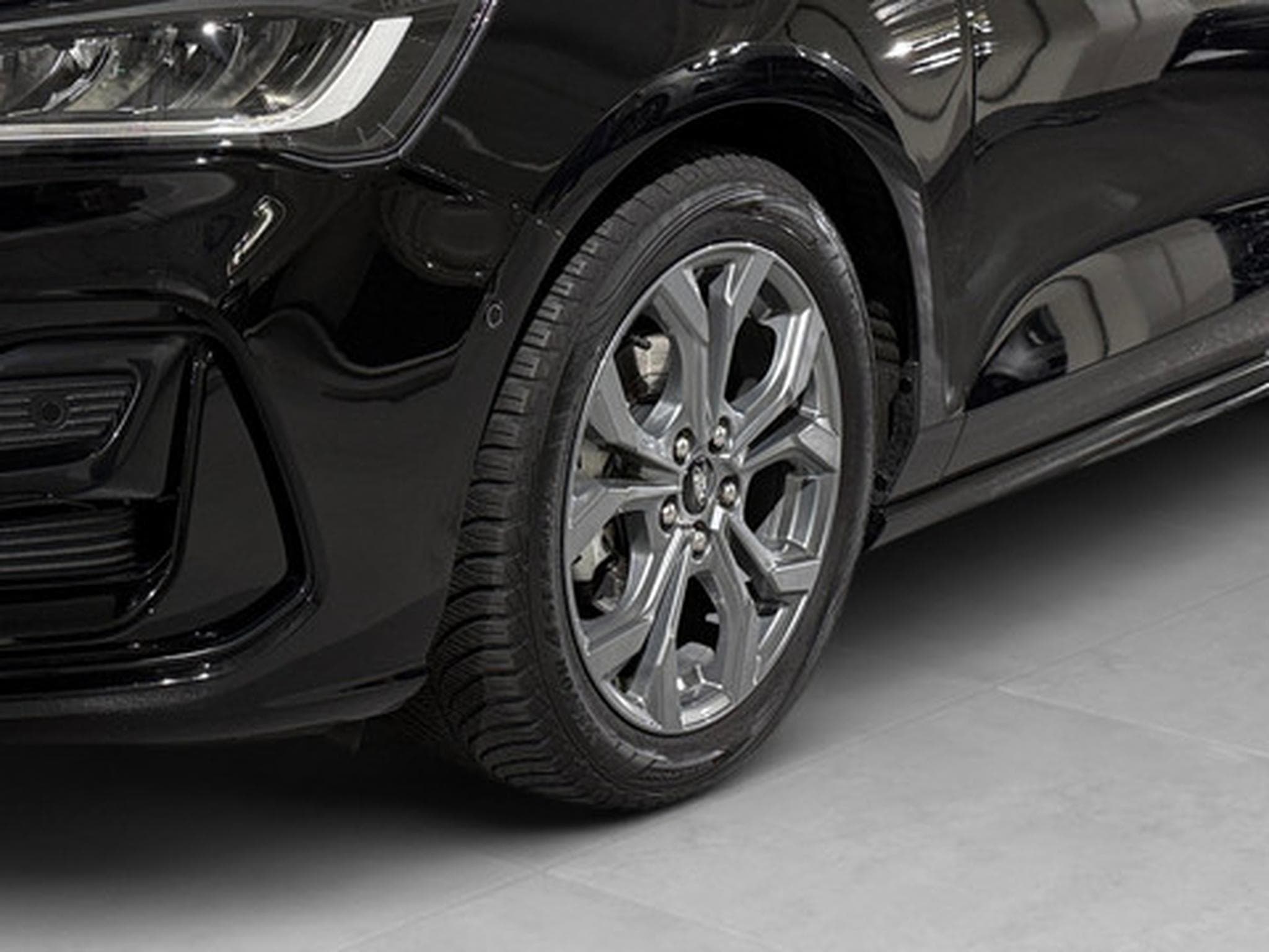 Ford Focus Clipper 1.0i EcoBoost MHEV 92kW ST-Line X (2023) - Photo 19