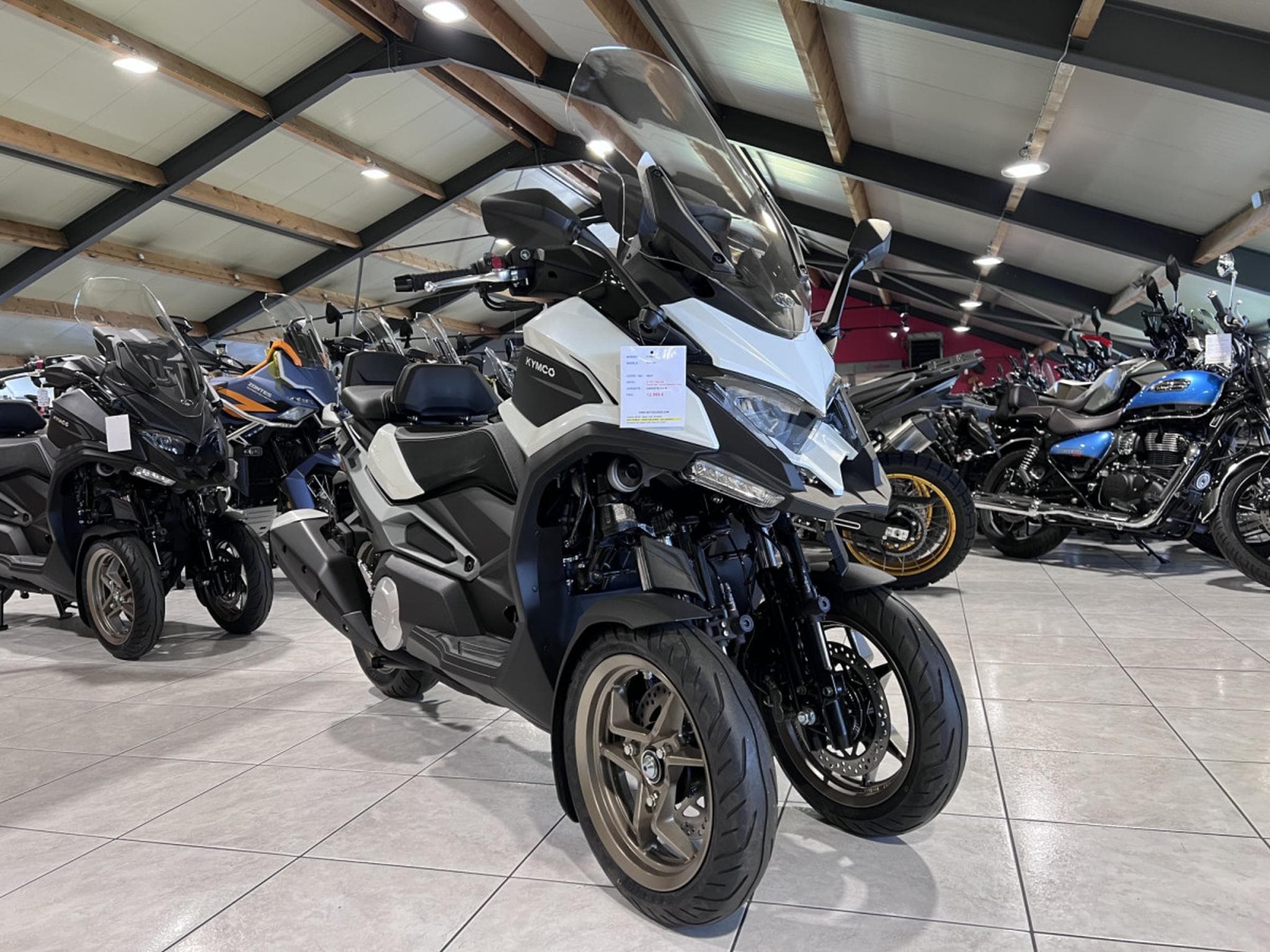 Kymco CV3 575 (2026) - Photo 6