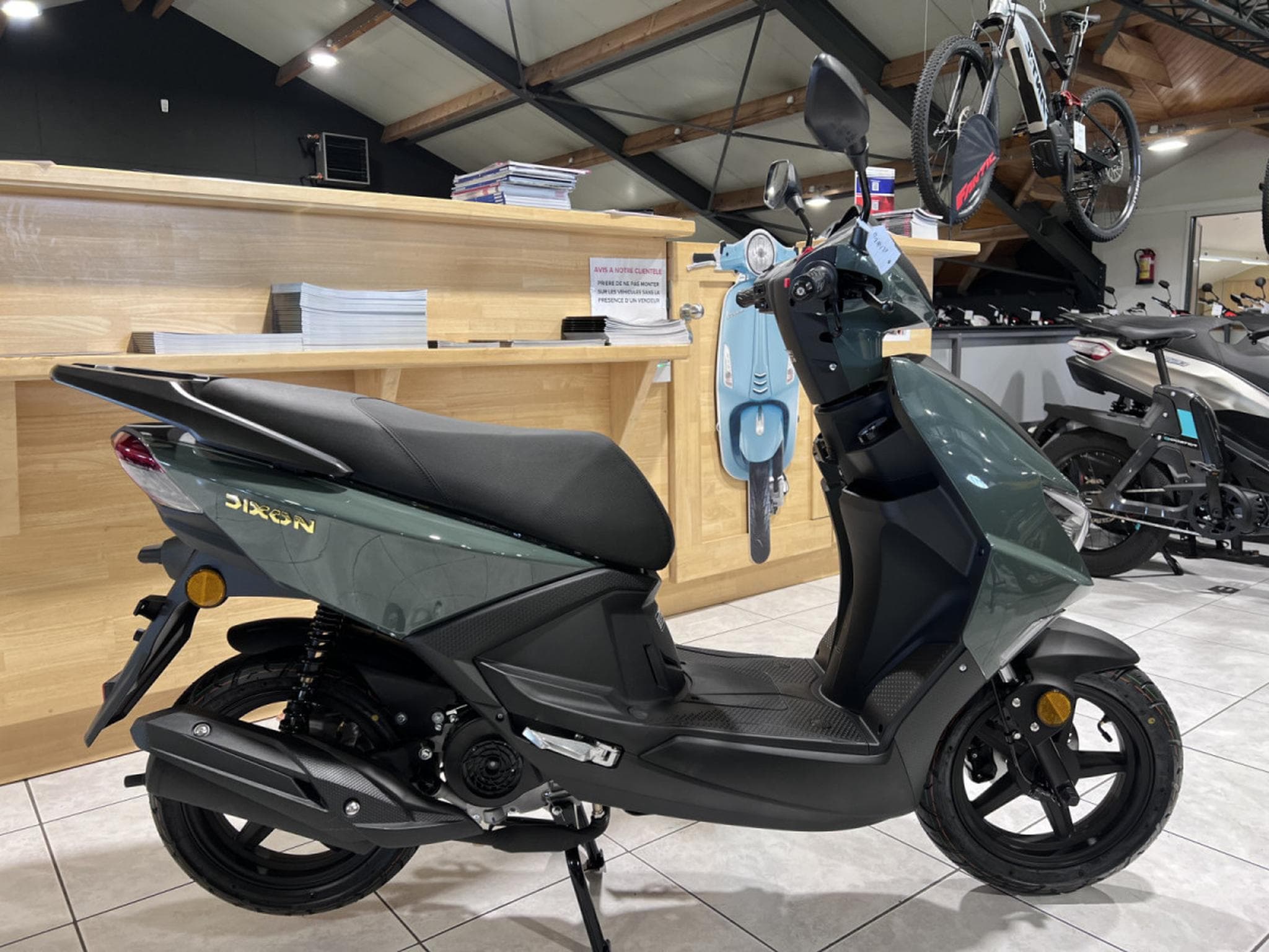 TNT Motor Dixon 12 Classe B 45 Km/h (2026) - Photo 1
