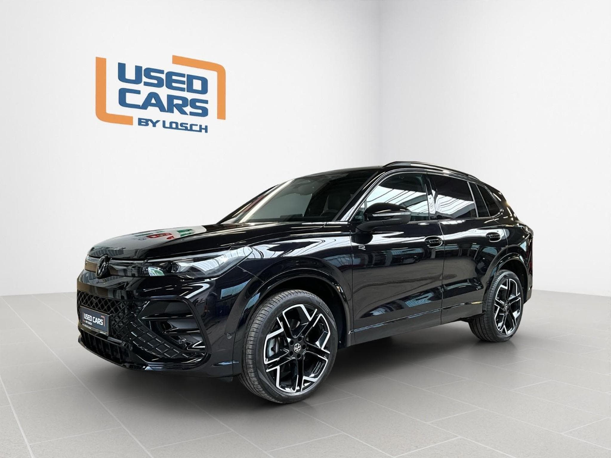 VW Tiguan R-Line+DSG+Black-Style+4M+Pano+AHK+IQ-Drive (2025) - Photo 4