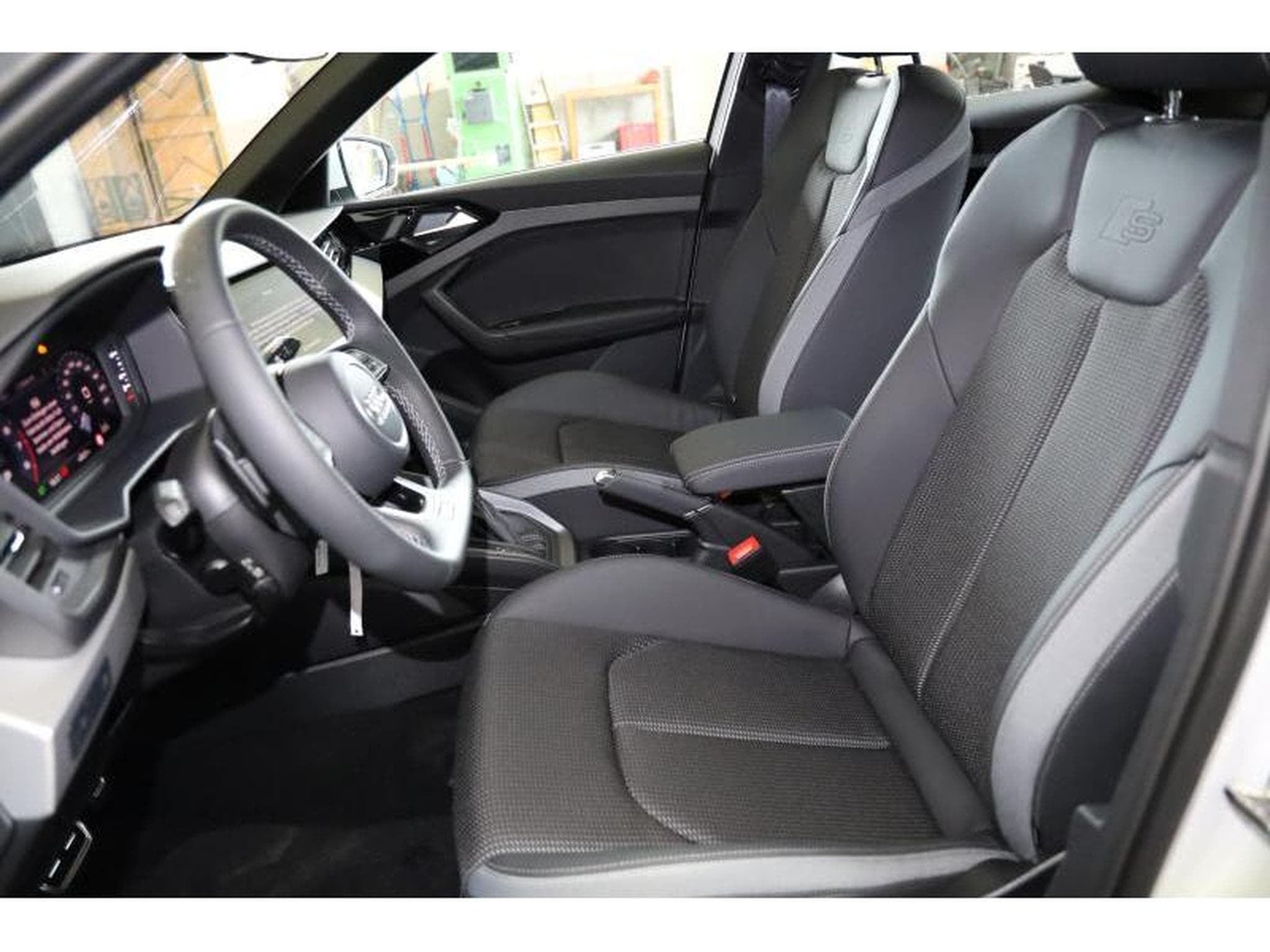 Audi A1 Sportback S Line (2024) - Photo 5