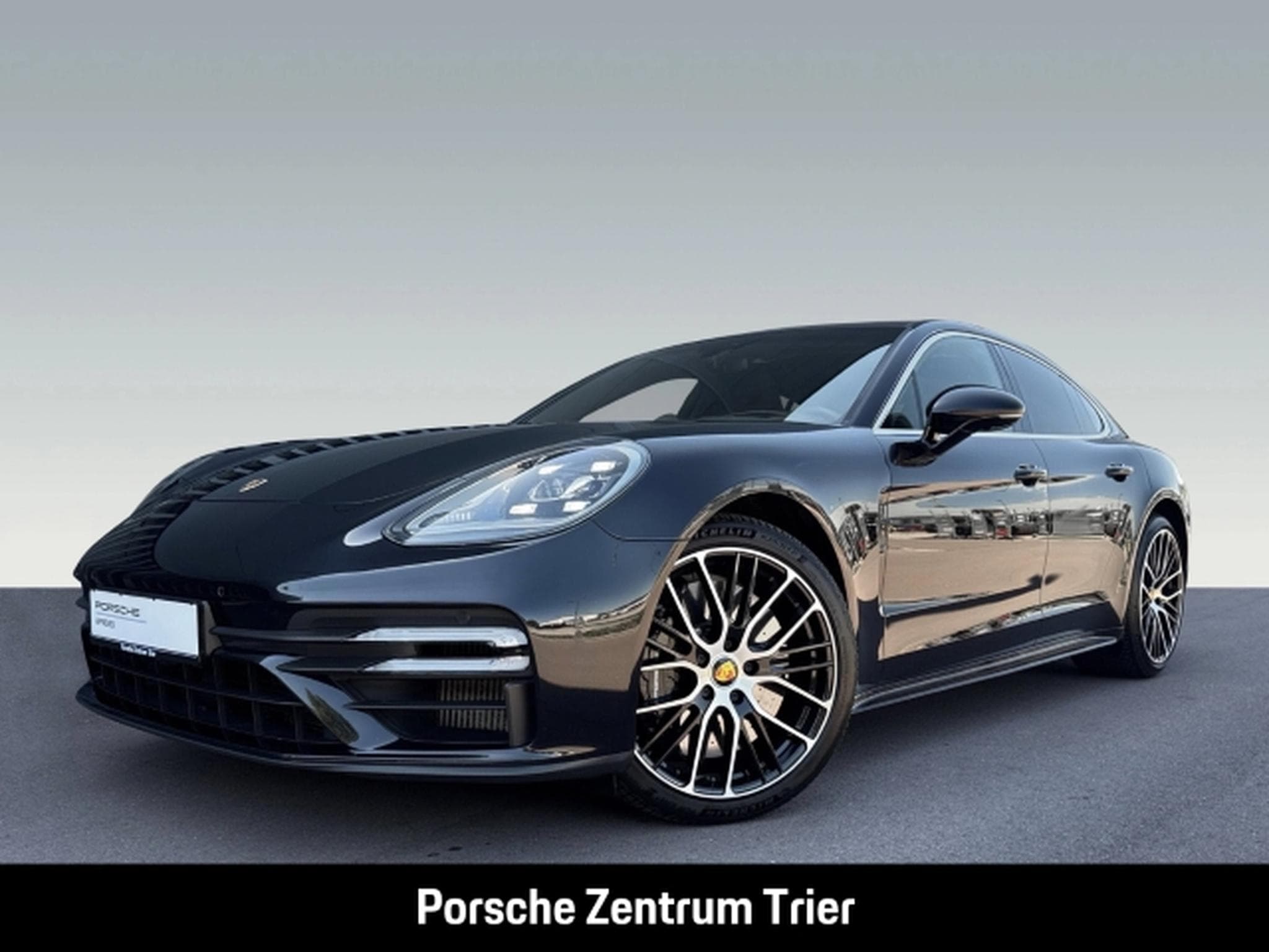 Porsche Panamera S Soft-Close Surround-View PCCB (2022) - Photo 1