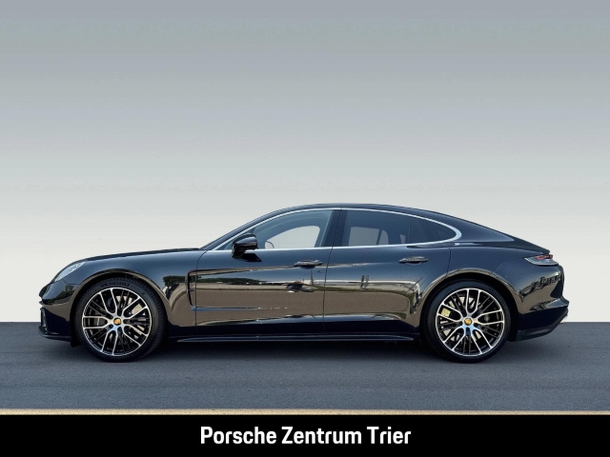 Porsche Panamera S Soft-Close Surround-View PCCB (2022) - Photo 2