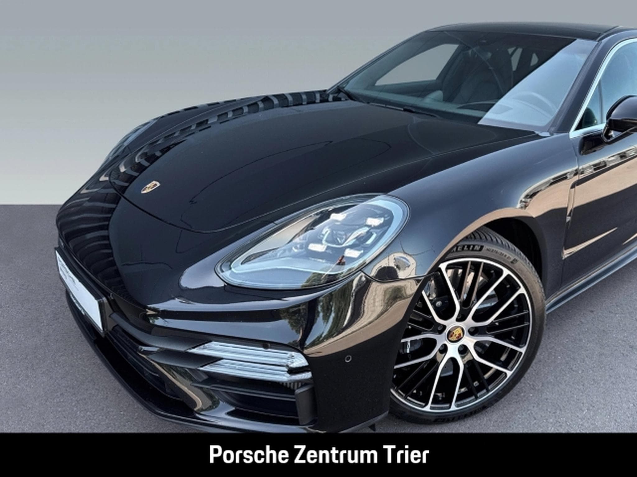 Porsche Panamera S Soft-Close Surround-View PCCB (2022) - Photo 9