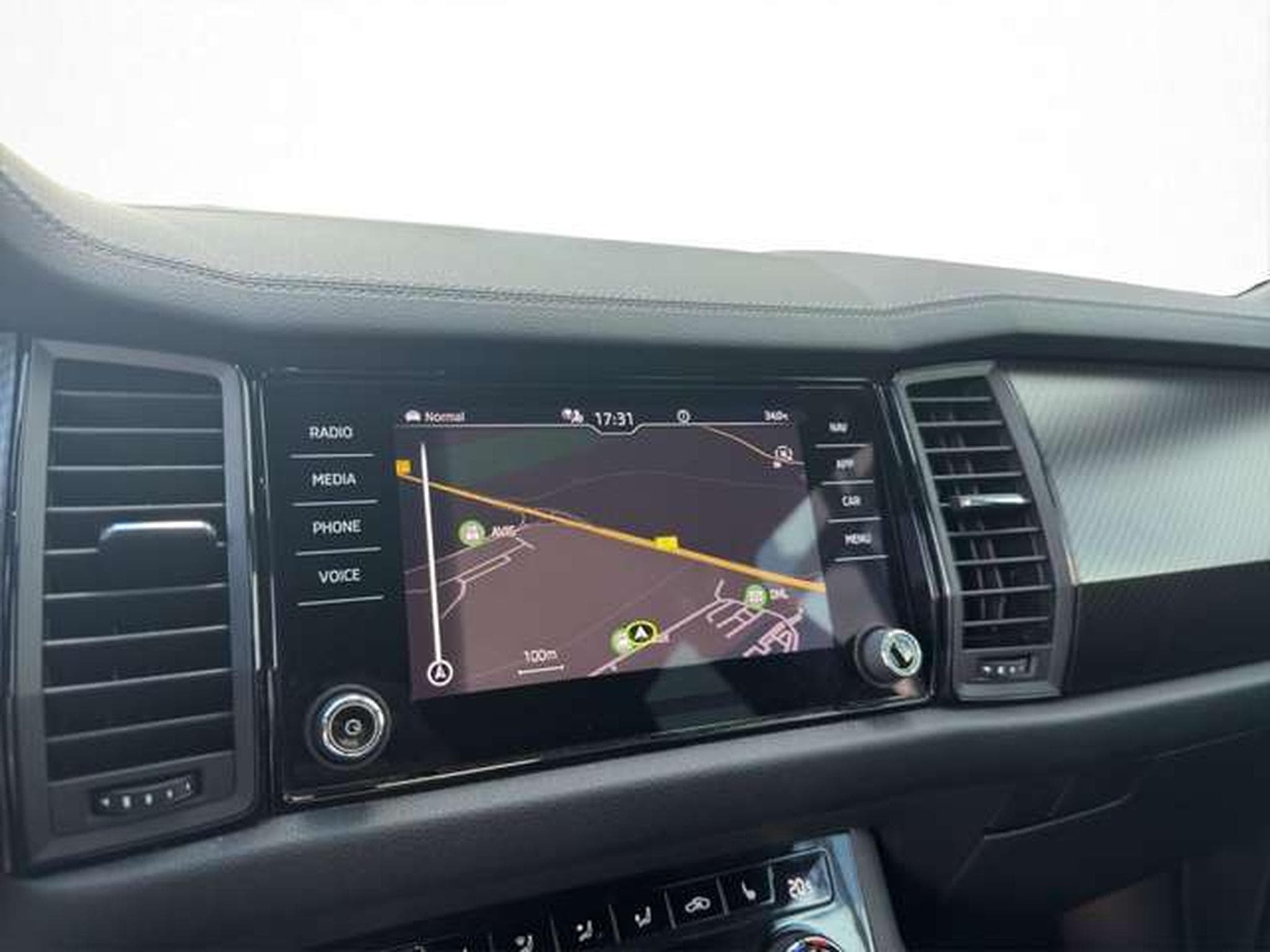 Skoda Kodiaq Sportline 4x4/7-Sitze/ACC/Side-Assist/Nav (2023) - Photo 16