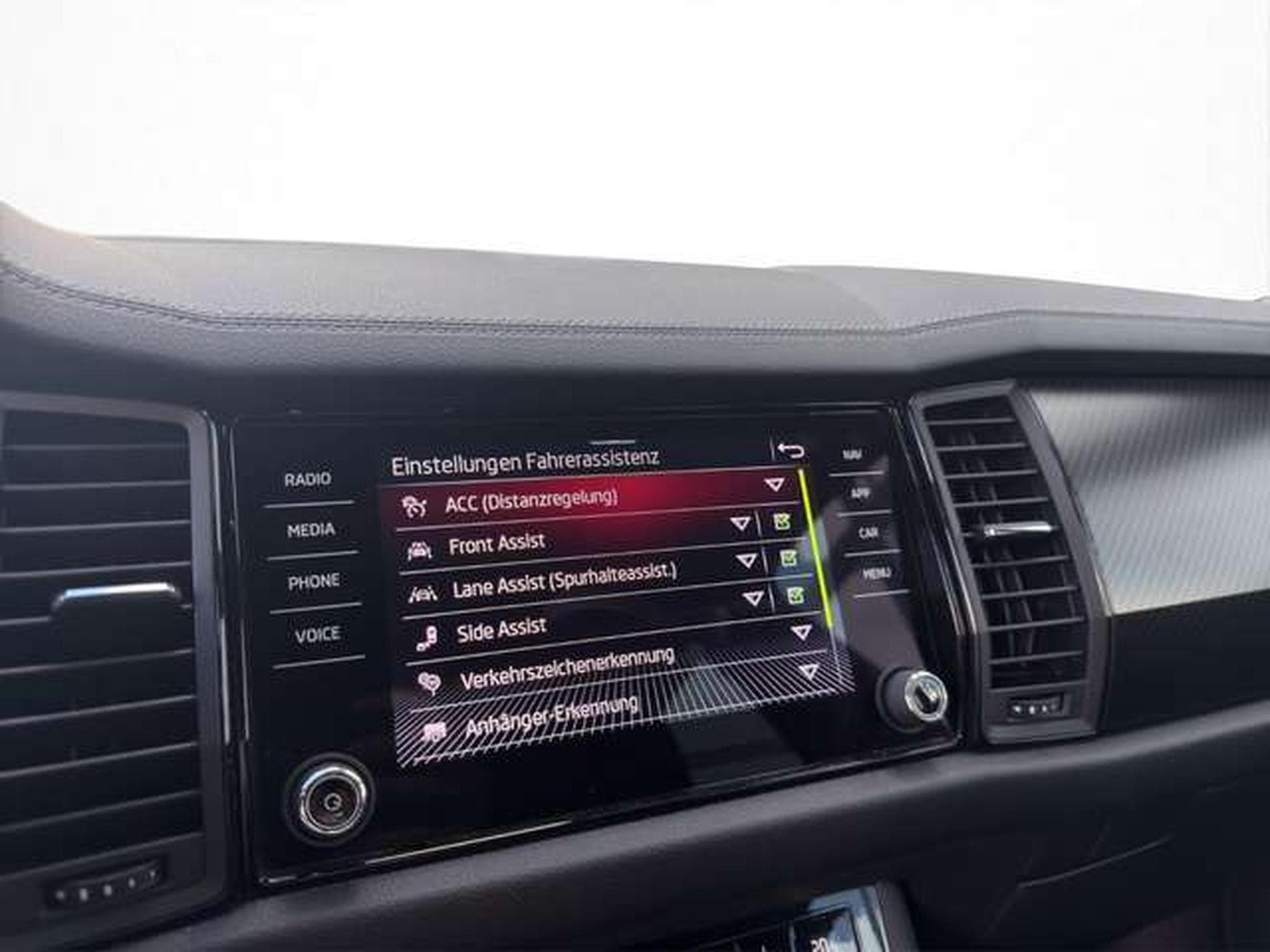 Skoda Kodiaq Sportline 4x4/7-Sitze/ACC/Side-Assist/Nav (2023) - Photo 21