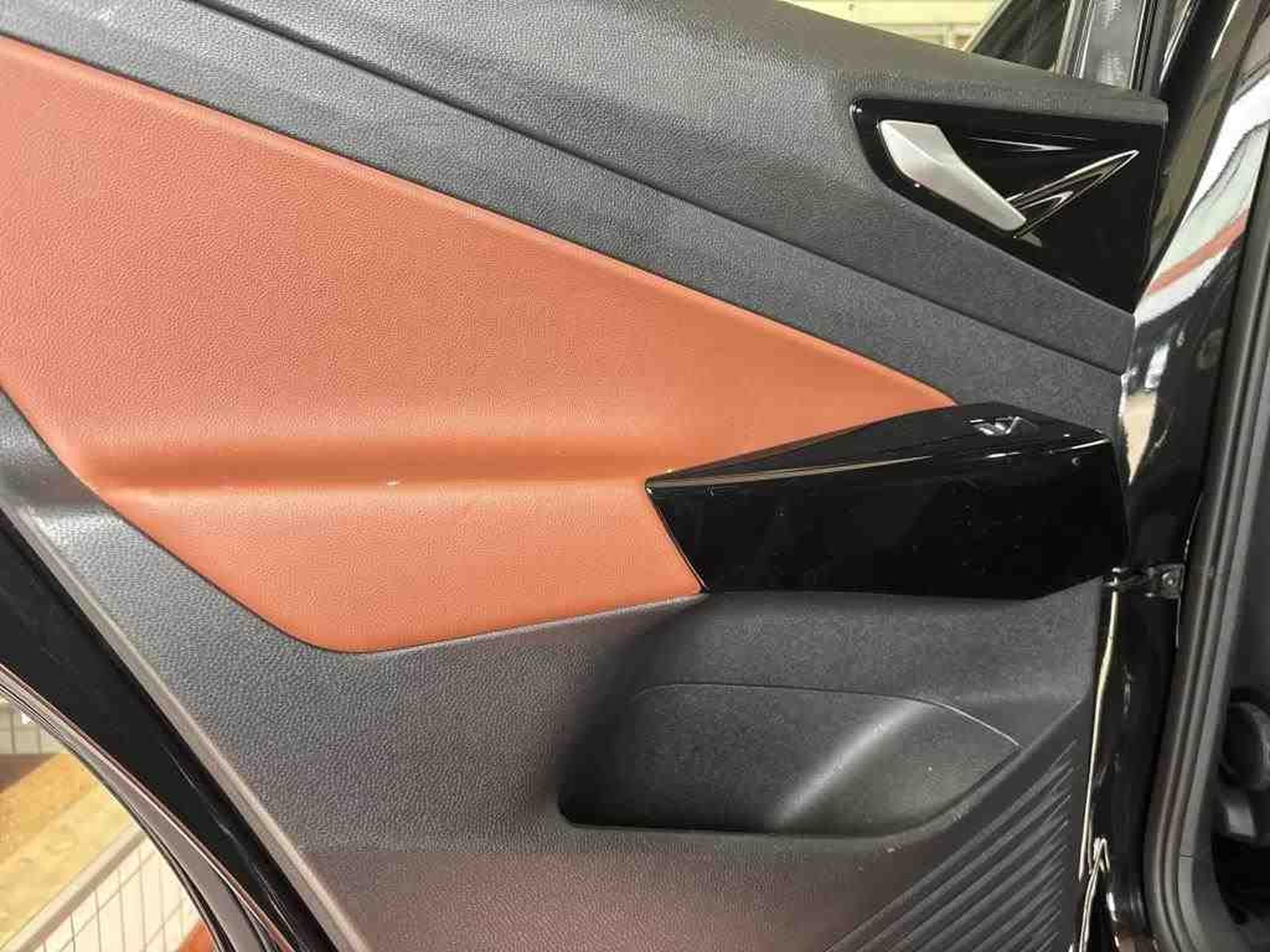 VW ID.5 Pro Performance (2023) - Photo 20