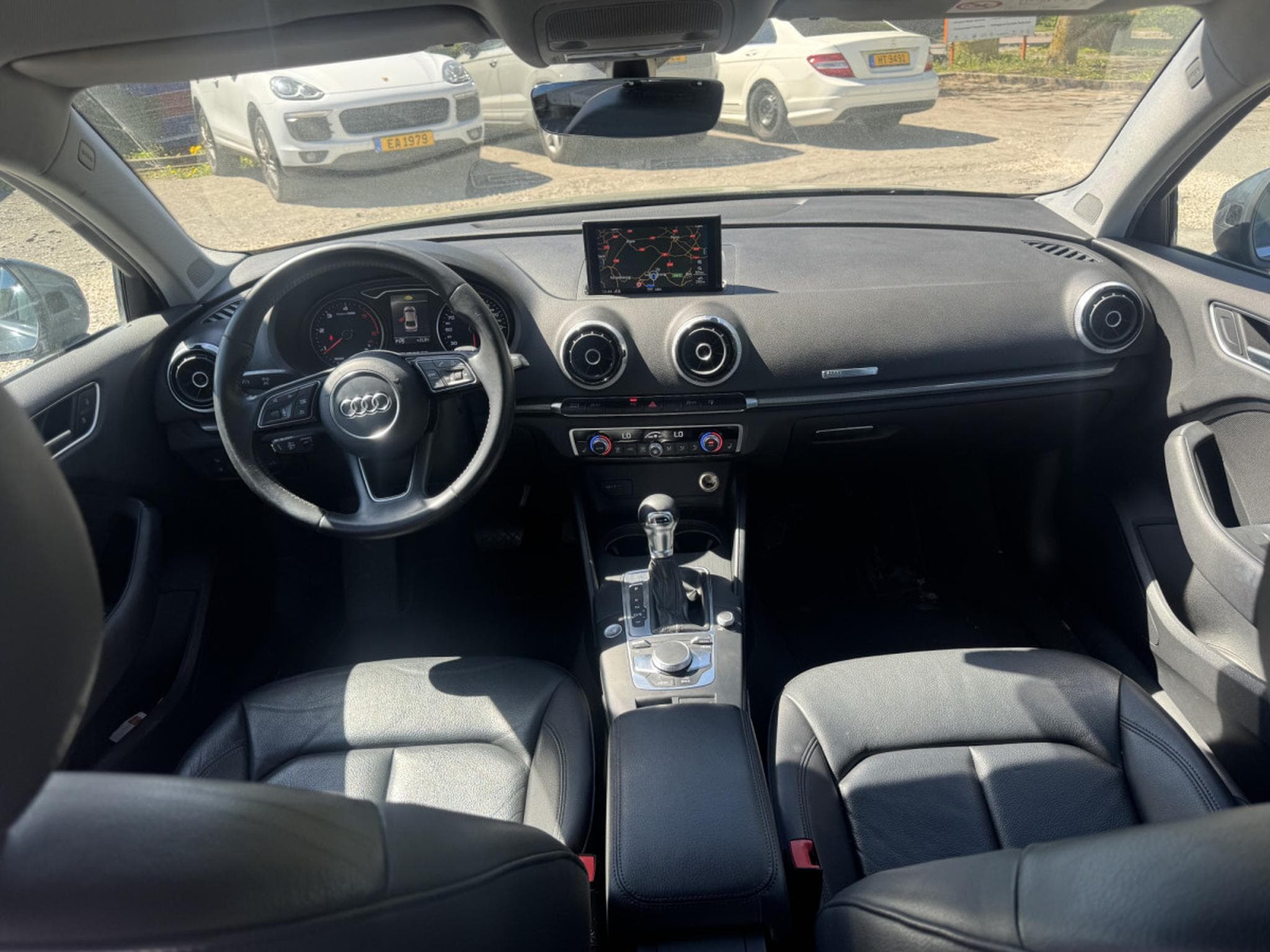Audi A3 2.0 tdi 150ch automatique 1-prop (2016) - Photo 12