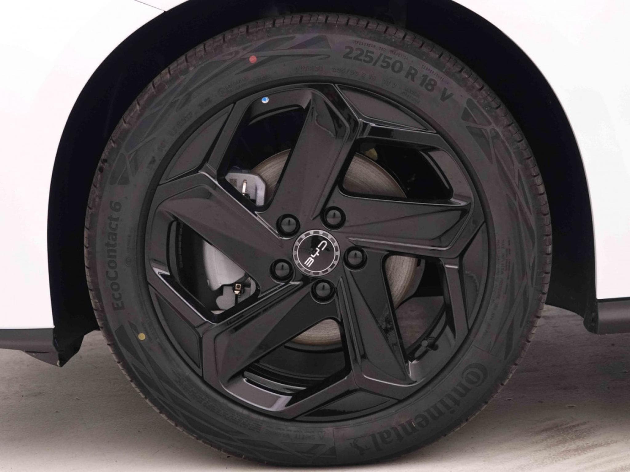 BYD Seal Comfort 1.5 PHEV 212 Automatique Touring (2025) - Photo 6