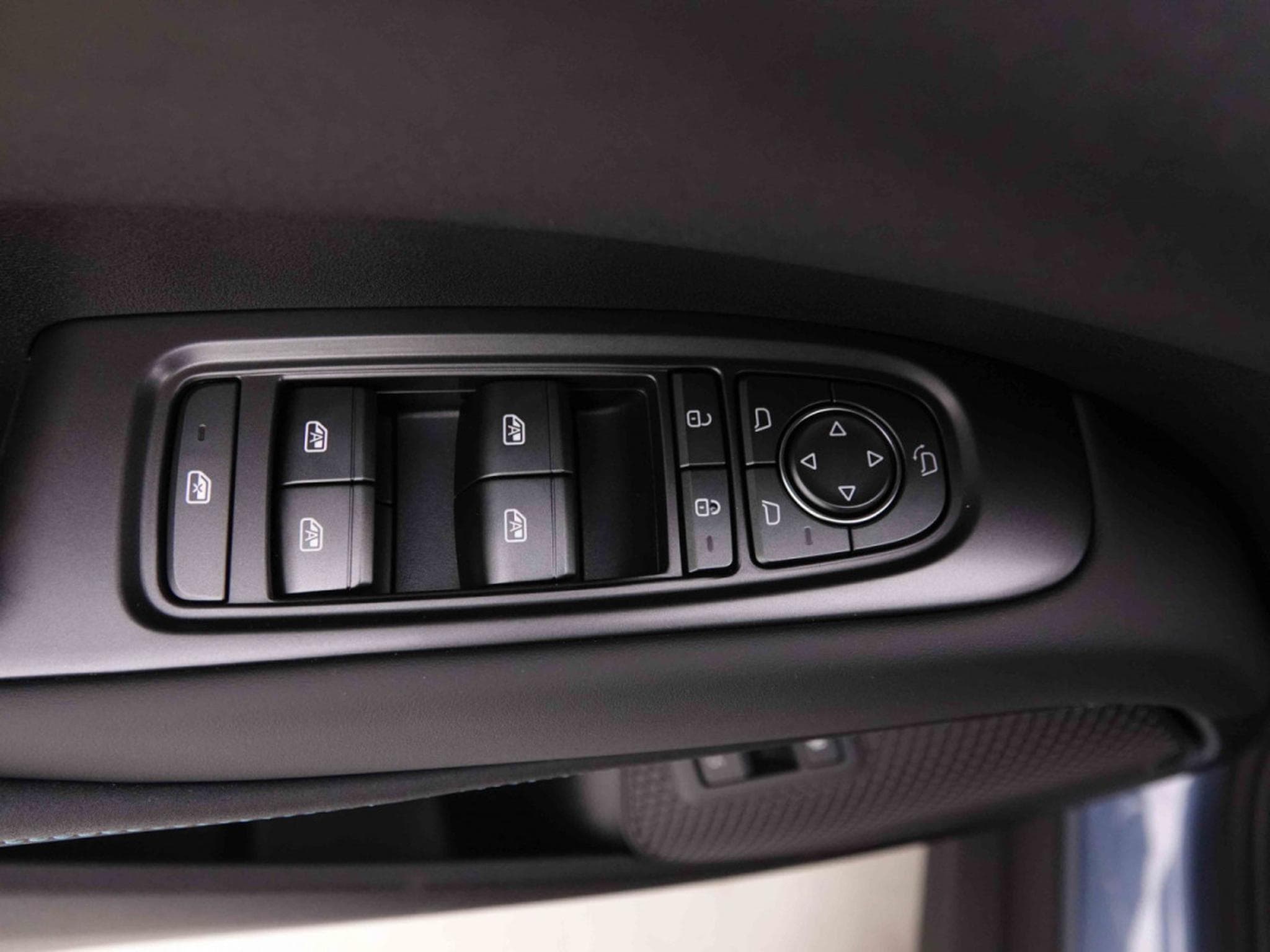 BYD Seal Comfort 1.5 PHEV 212 Automatique Touring (2025) - Photo 22