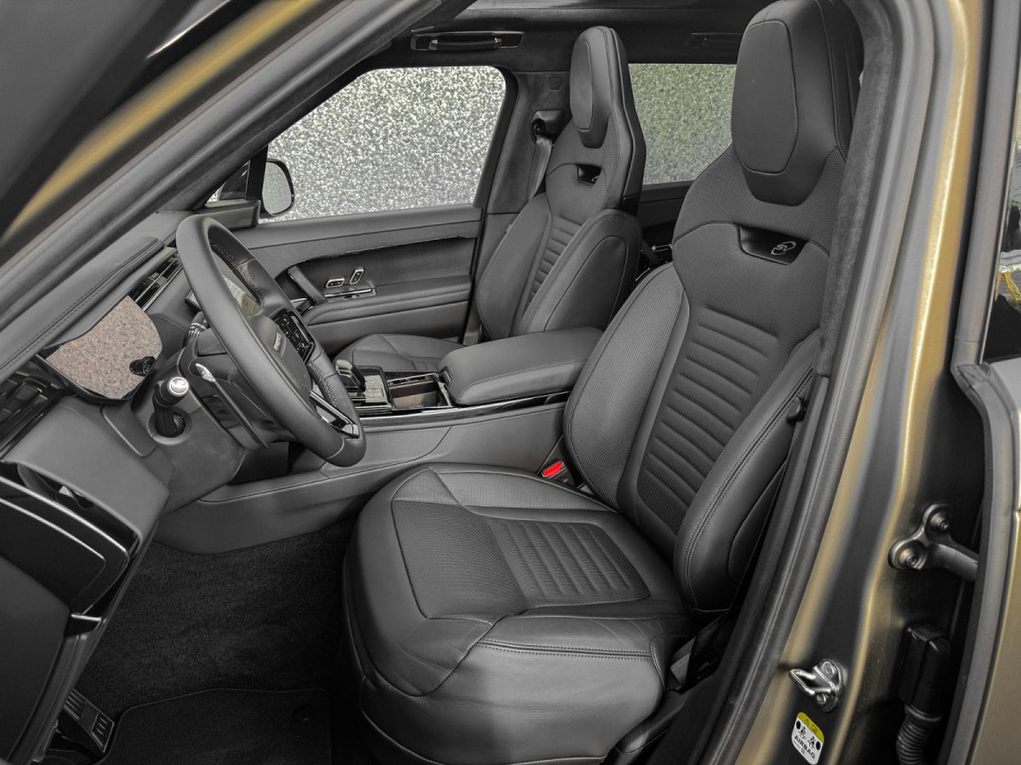 Land-Rover Range Rover Sport SV EDITION ONE CARBON BRONZE / V8 4.4/ 23*/ PANO/ VOLL (2024) - Photo 4