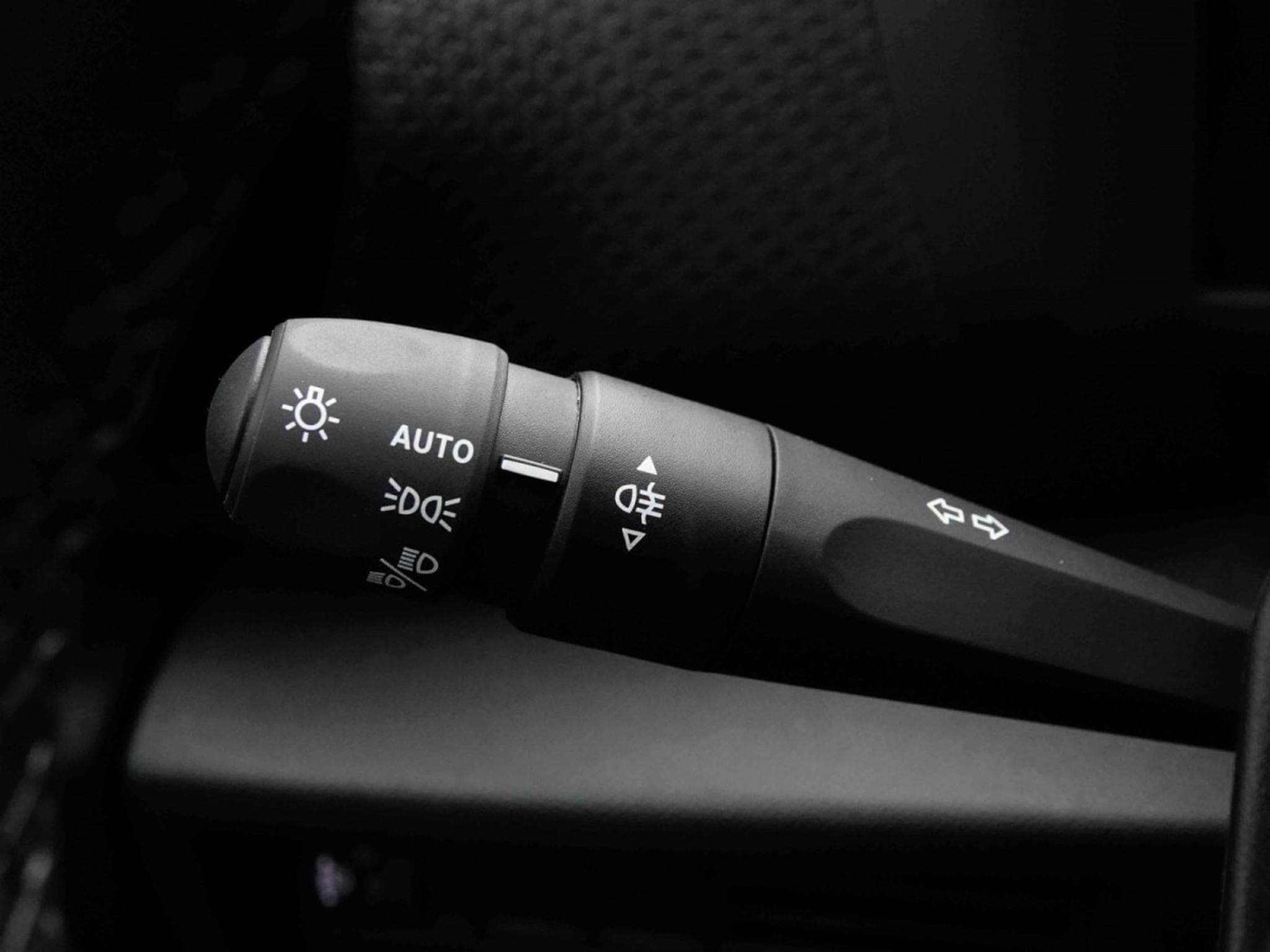 Citroën C4 1.2 130 Auto Max (2025) - Photo 16