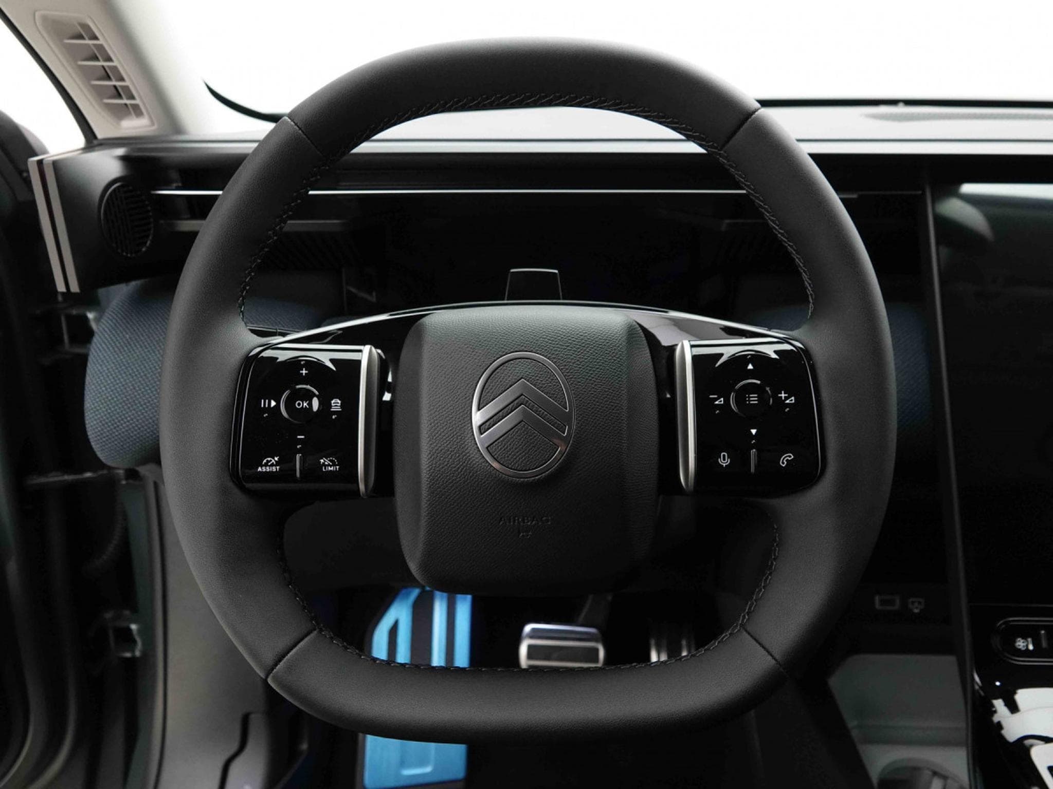 Citroën C4 1.2 145 Hybrid Auto Max (2026) - Photo 10