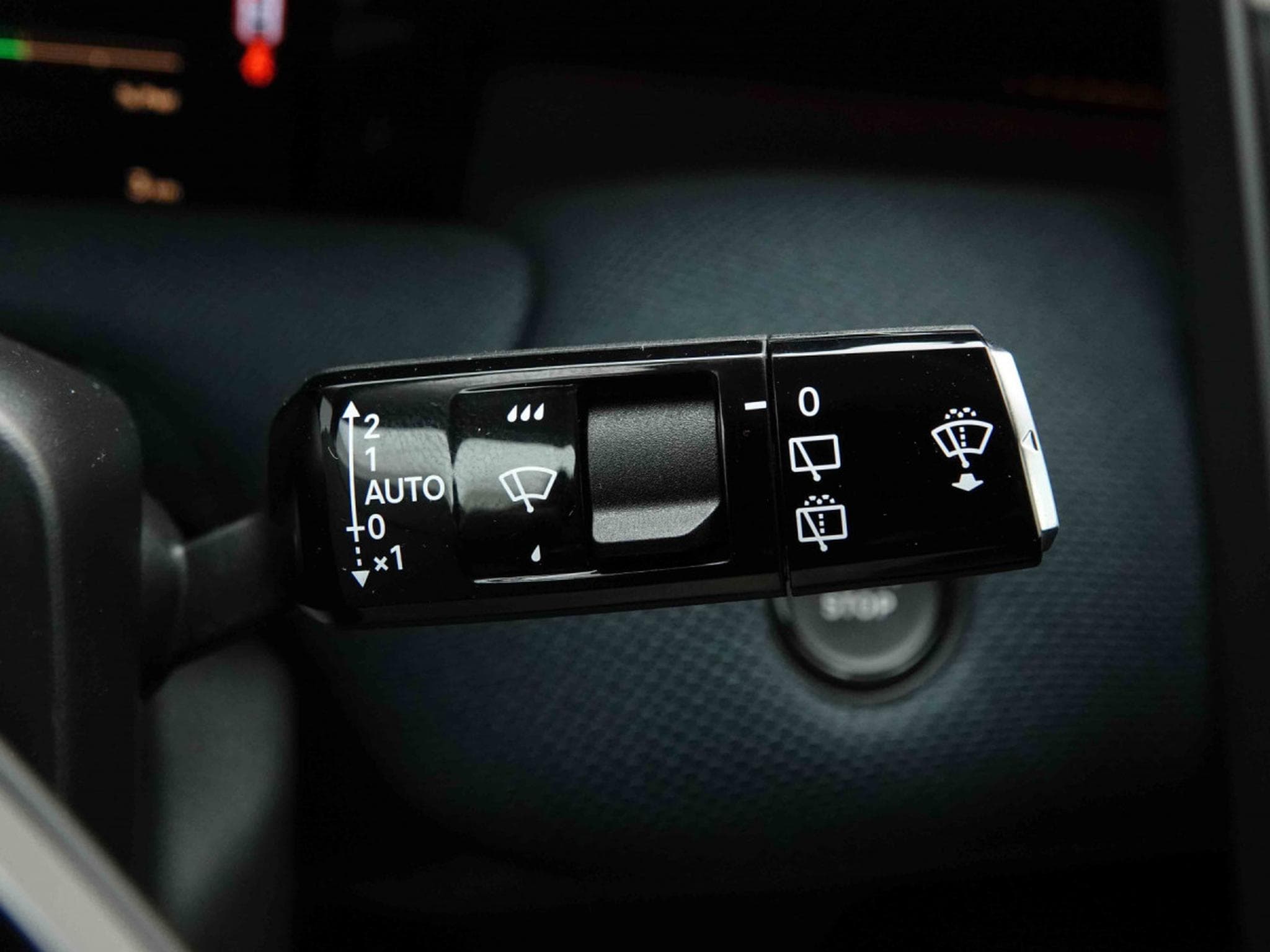 Citroën C4 1.2 145 Hybrid Auto Max (2026) - Photo 17
